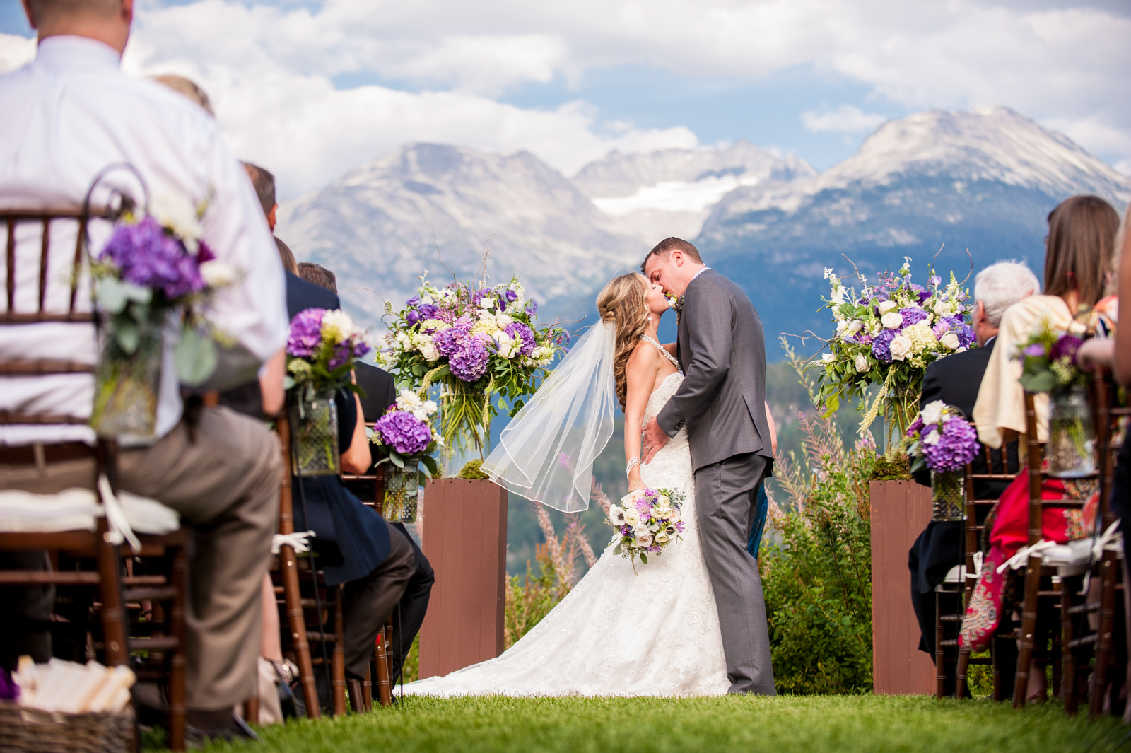victoria-wedding-photographers-edgewater-lodge-whistler-wedding-27.jpg