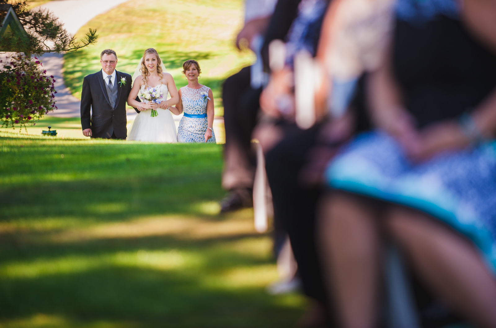 victoria-wedding-photographers-royal-colwood-golf-course-wedding-14.jpg