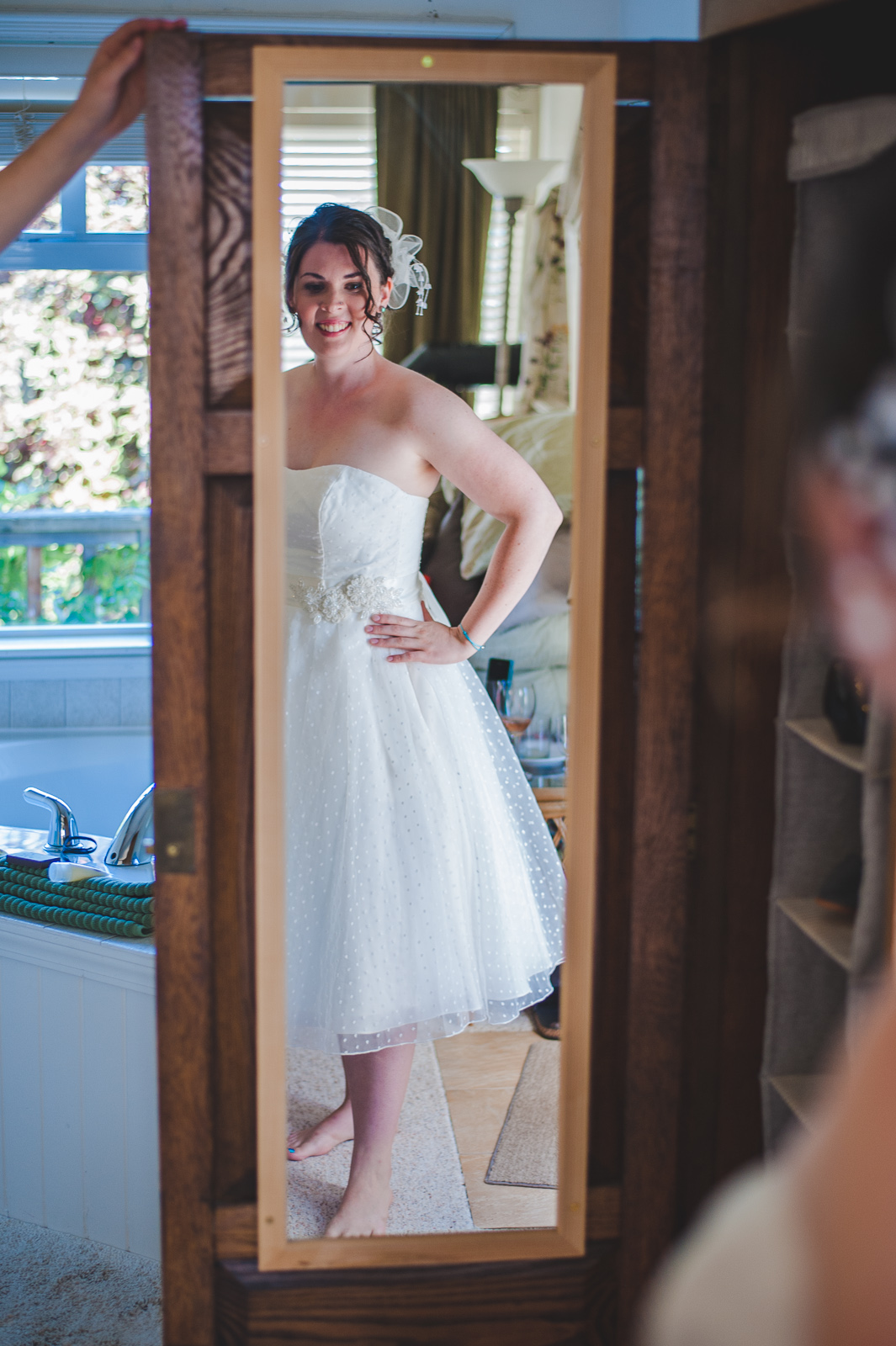 vancouver-island-wedding-photographers-saltspring-island-wedding-28.jpg