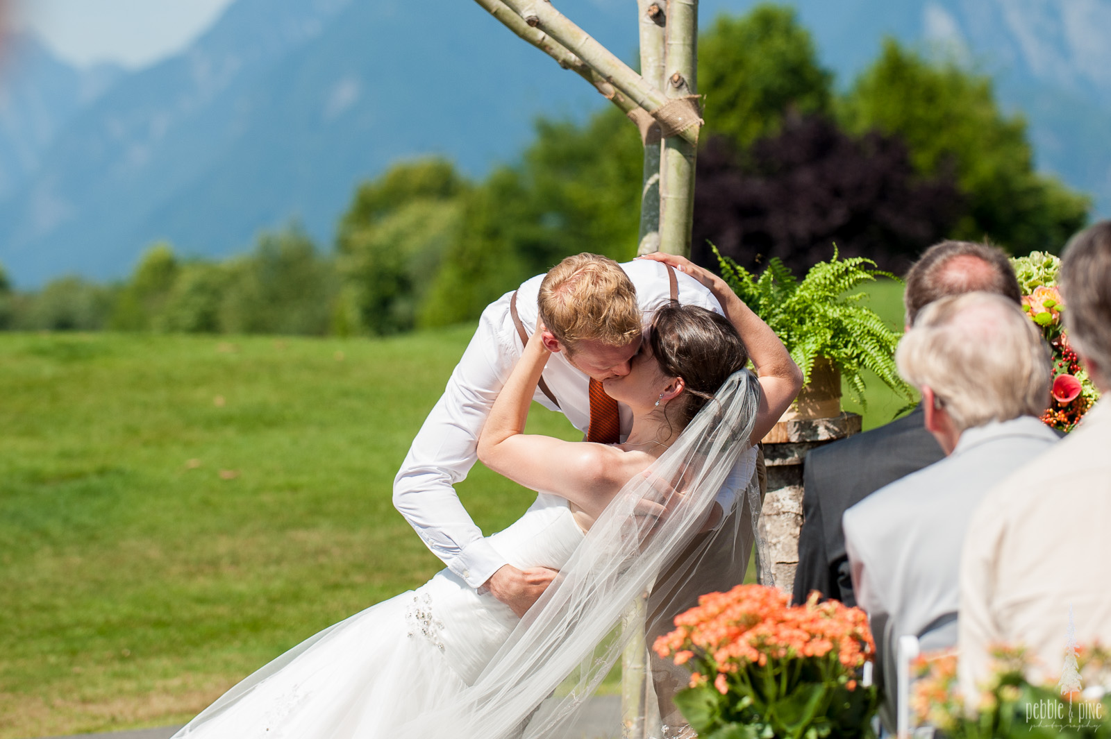 vancouver-island-wedding-photographers-golden-eagle-golf-course-wedding-mountaintop-wedding-22.jpg