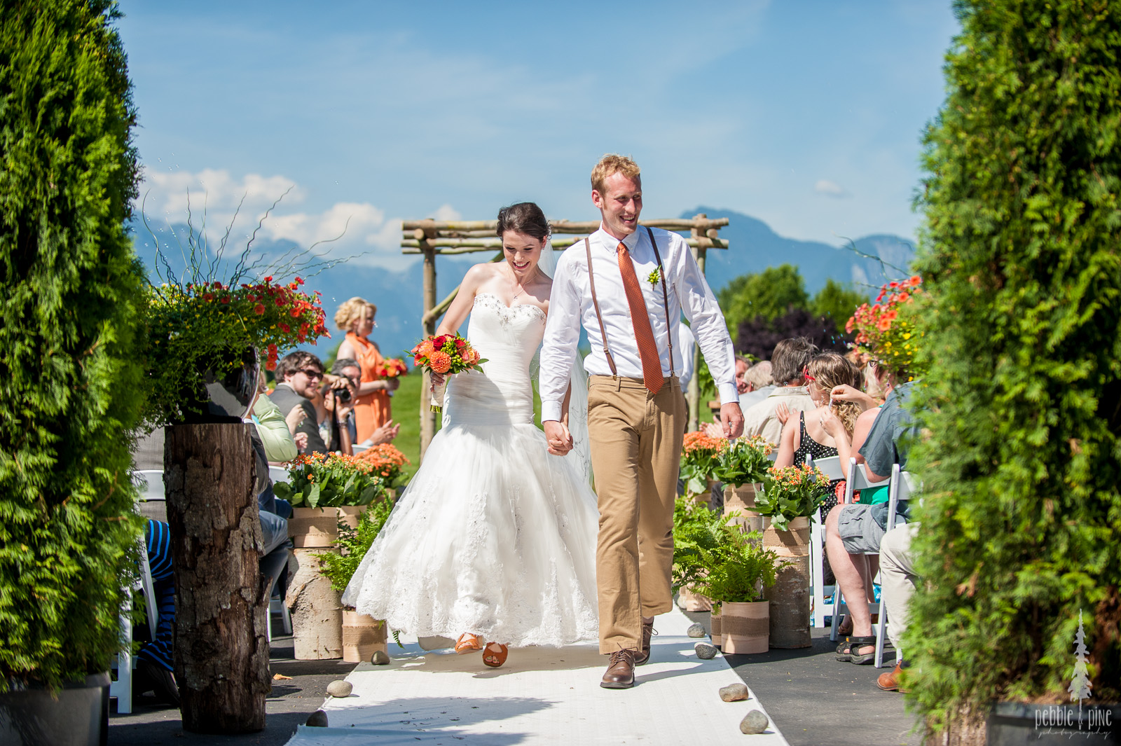 vancouver-island-wedding-photographers-golden-eagle-golf-course-wedding-mountaintop-wedding-24.jpg