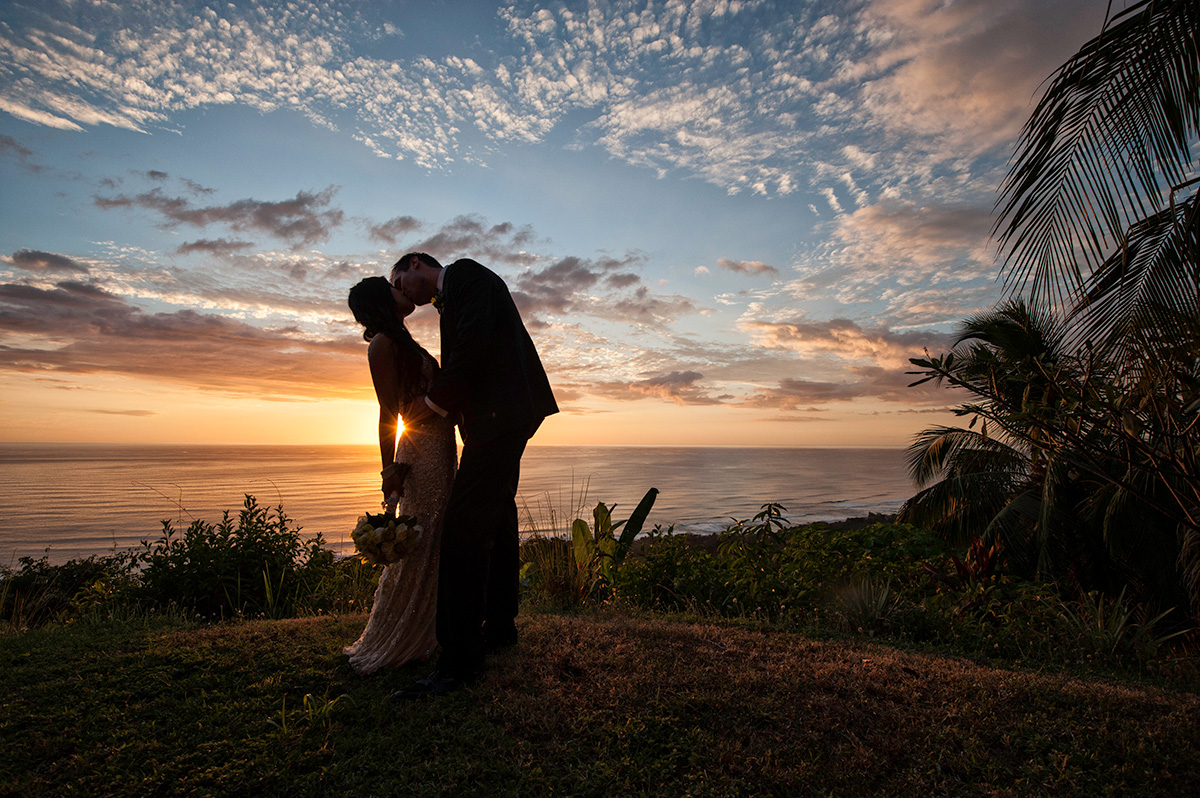 destination-wedding-photographers-march-house-malpais-costa-rica-wedding-97.jpg