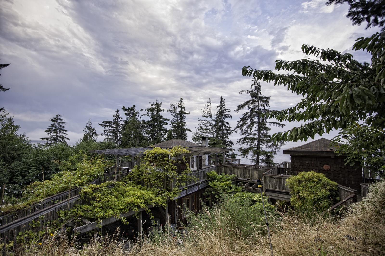 sooke-wedding-photographers-craidelonna-oceanedge-lodge-wedding-01.jpg