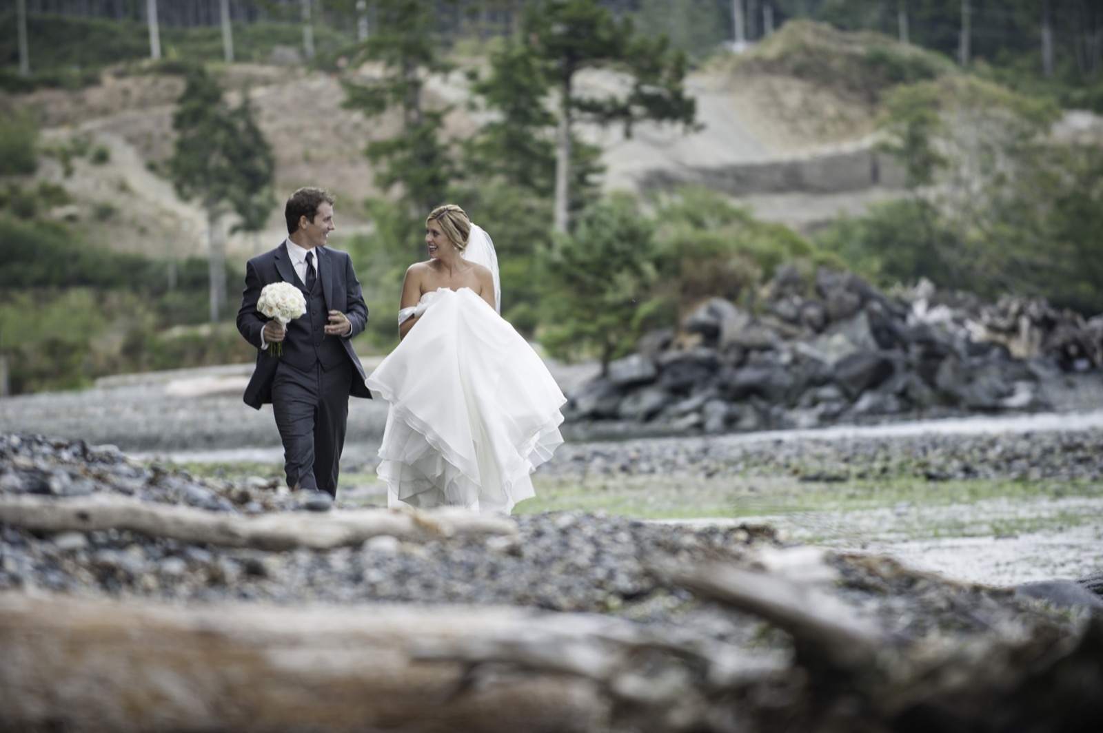 sooke-wedding-photographers-craidelonna-oceanedge-lodge-wedding-78.jpg