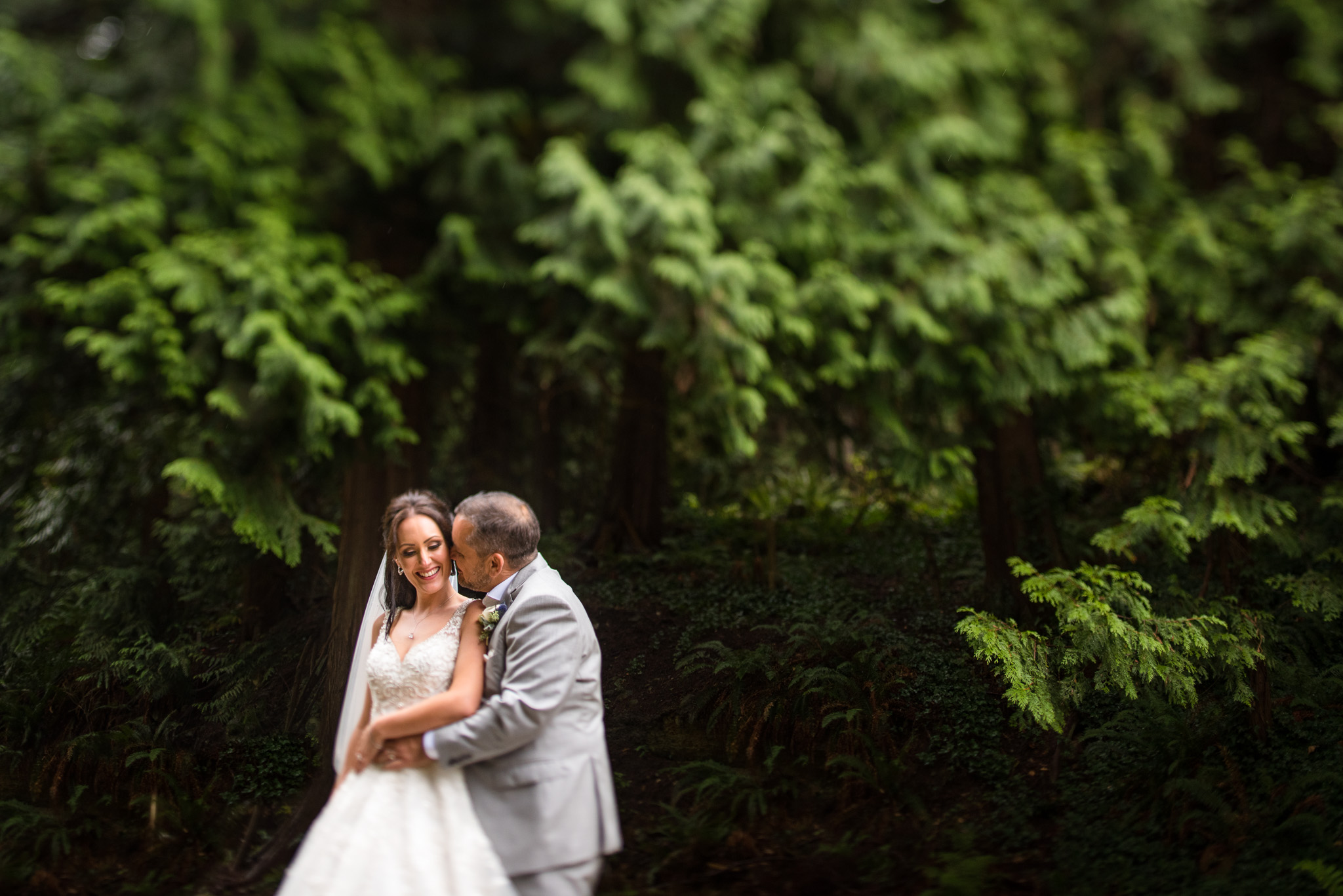 linwood-house-wedding-roberts-creek-sunshine-coast-wedding-photographers-25.jpg