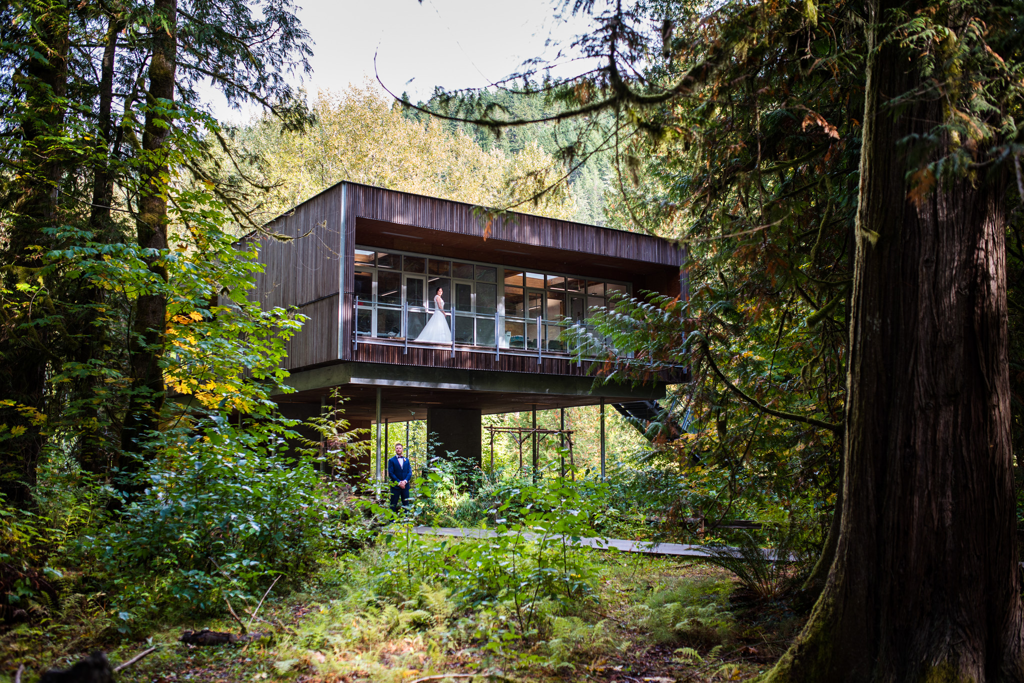 cheakamus-centre-wedding-squamish-victoria-wedding-photographers-12.jpg