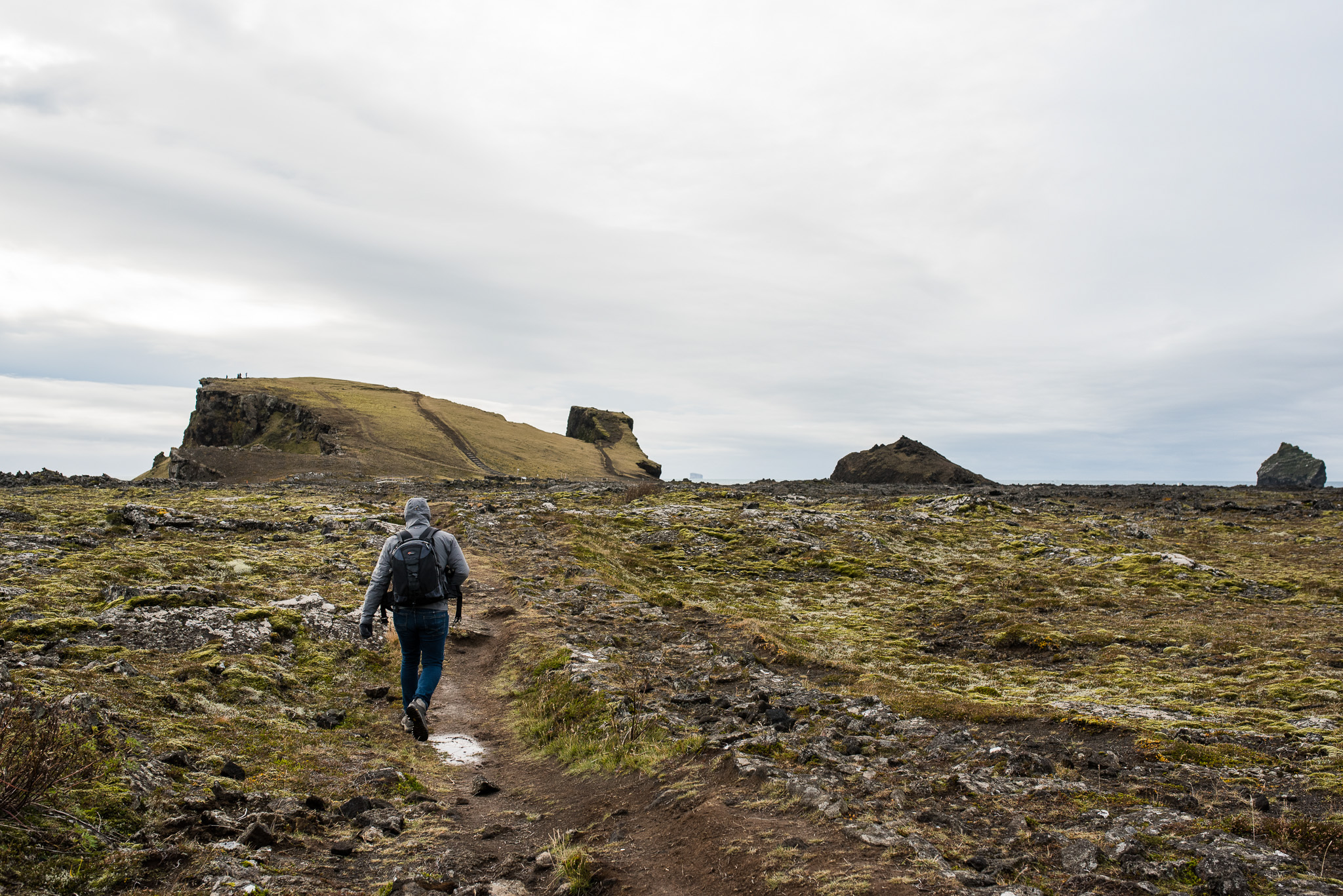 iceland-elopement-photographers-victoria-wedding-photographers-travel-iceland-12.jpg