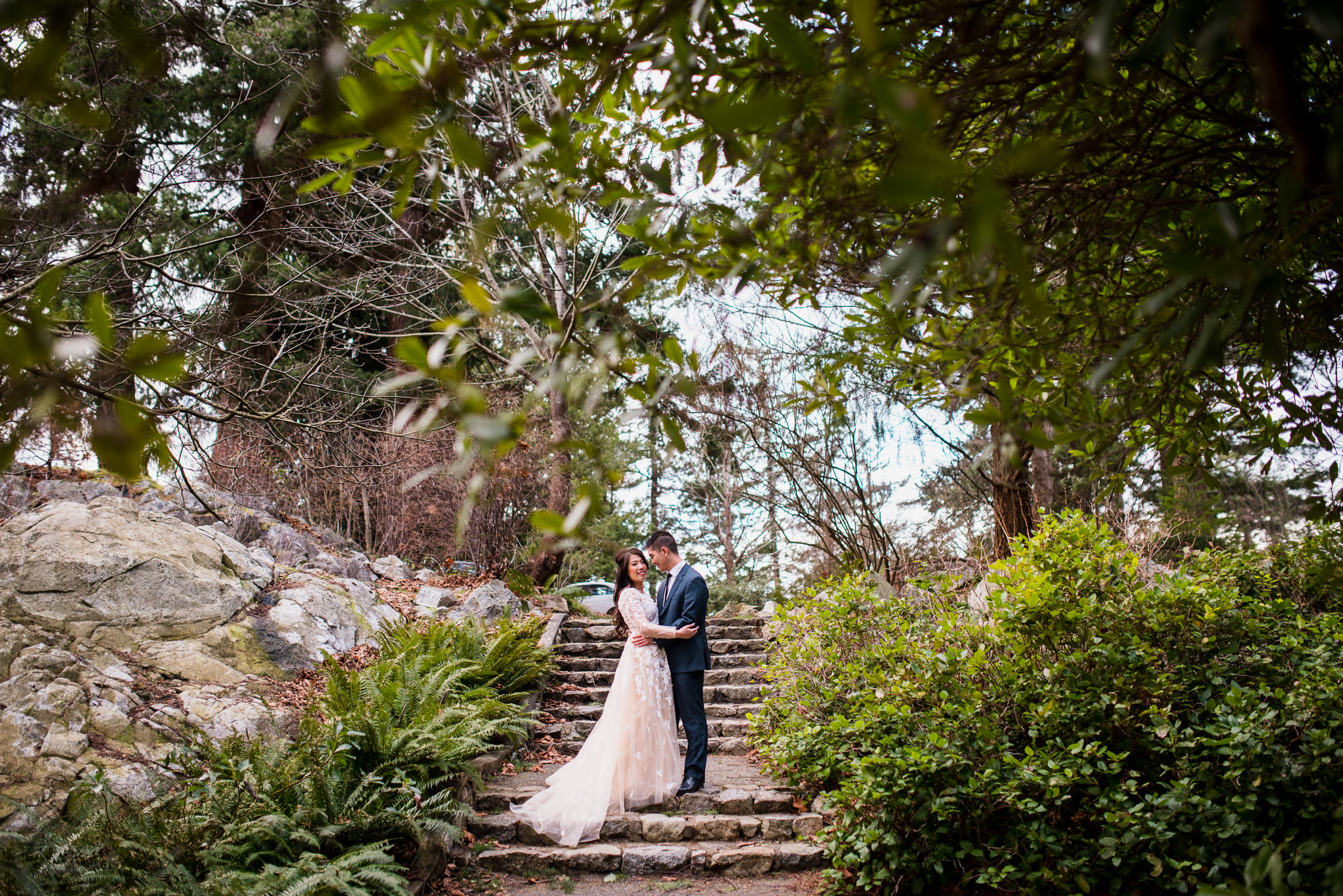 vancouver-island-wedding-photographers-whytecliff-park-engagement-13.jpg