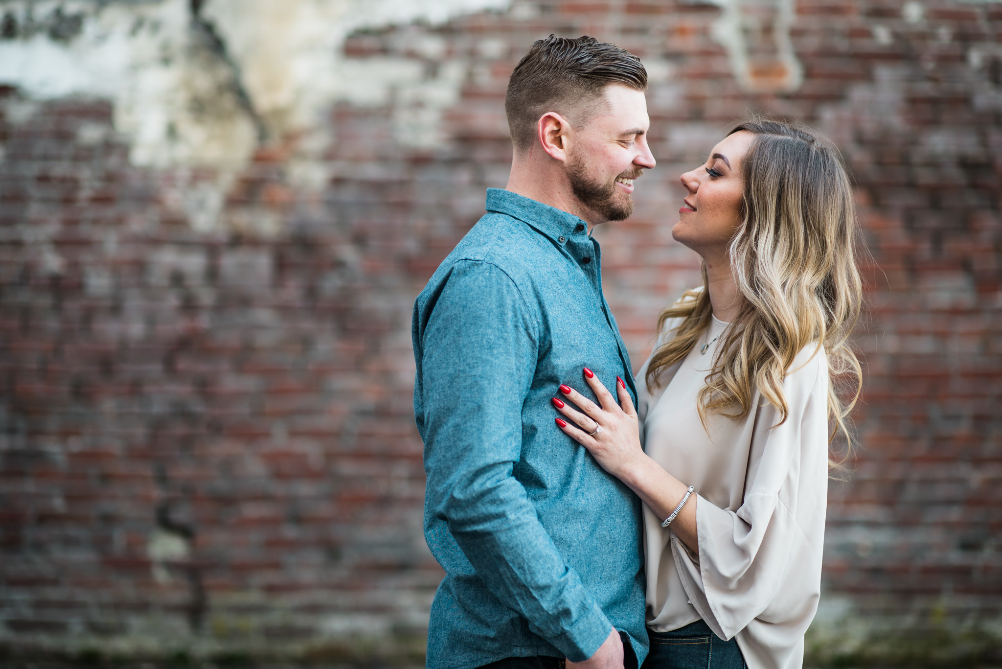 victoria-wedding-photographer-new-westminster-engagement-photos-3.jpg