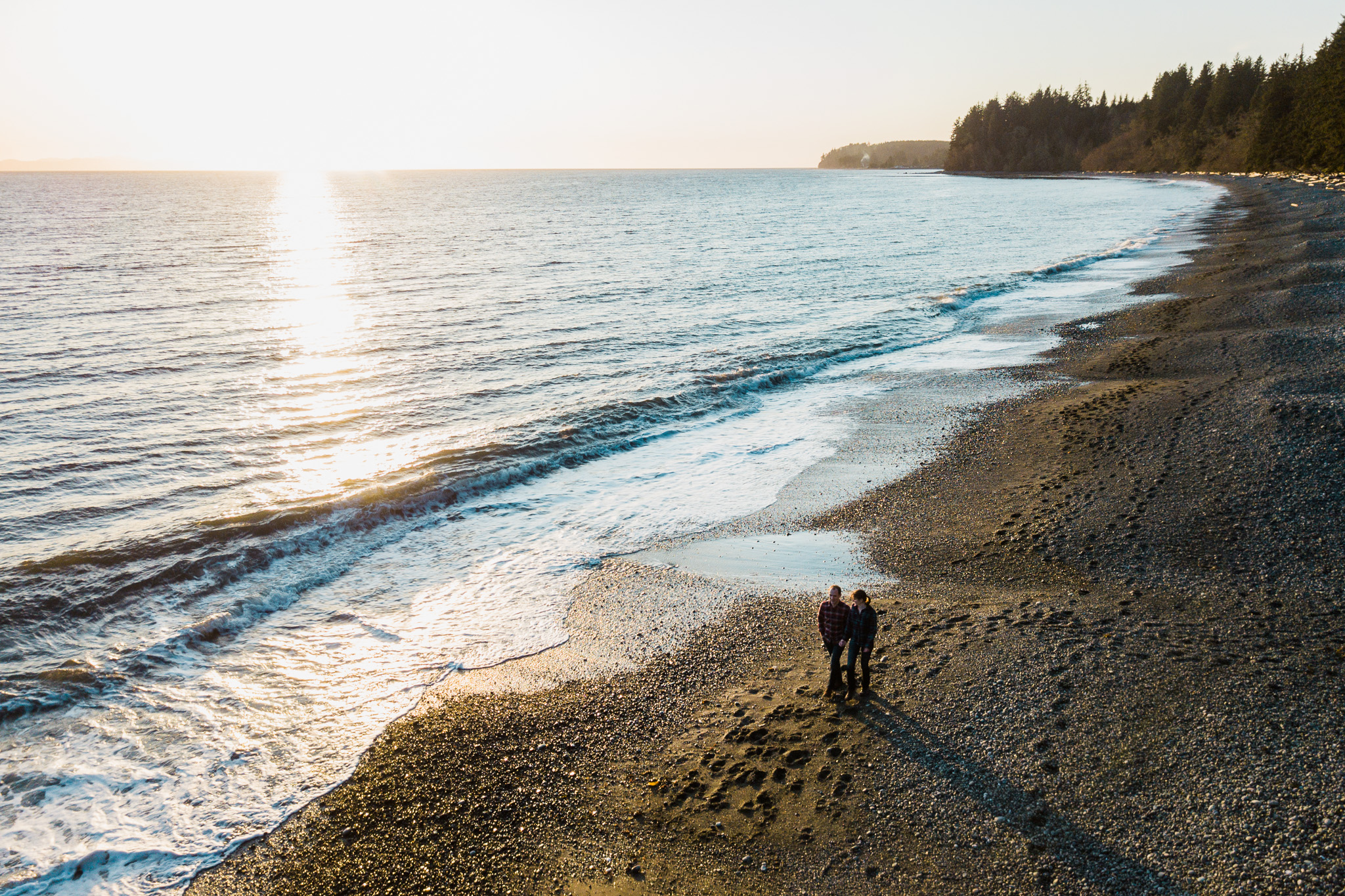 victoria-wedding-photographer-sandcut-beach-engagement-9.jpg