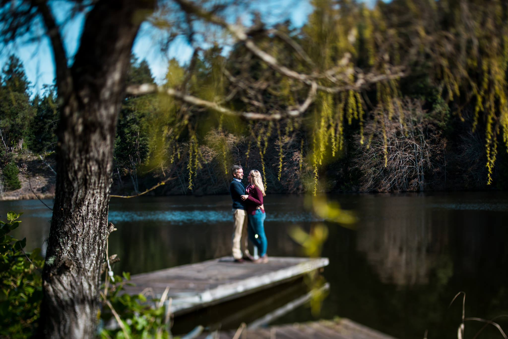 victoria-wedding-photographers-pender-island-engagement-photos-2.jpg