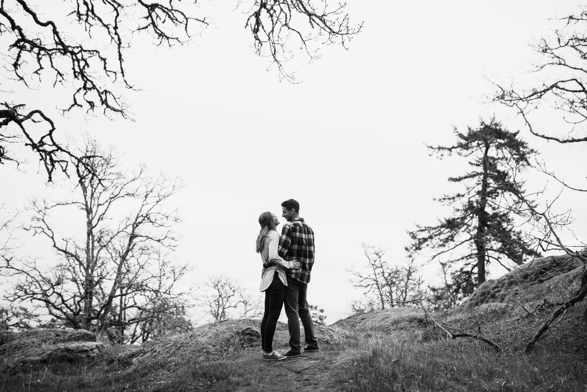 victoria-wedding-photographers-devonian-regional-park-engagement-photos-6.jpg