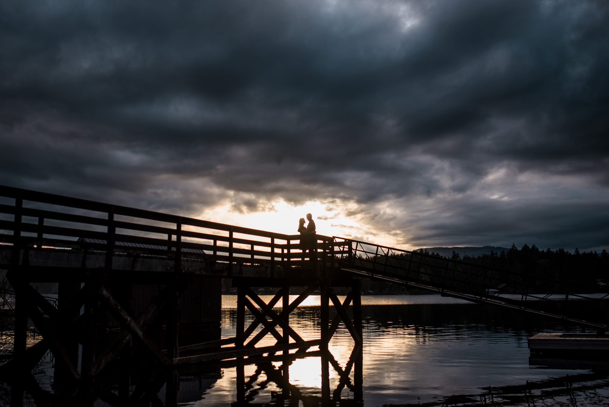 victoria-wedding-photographers-shawnigan-lake-engagement-15.jpg