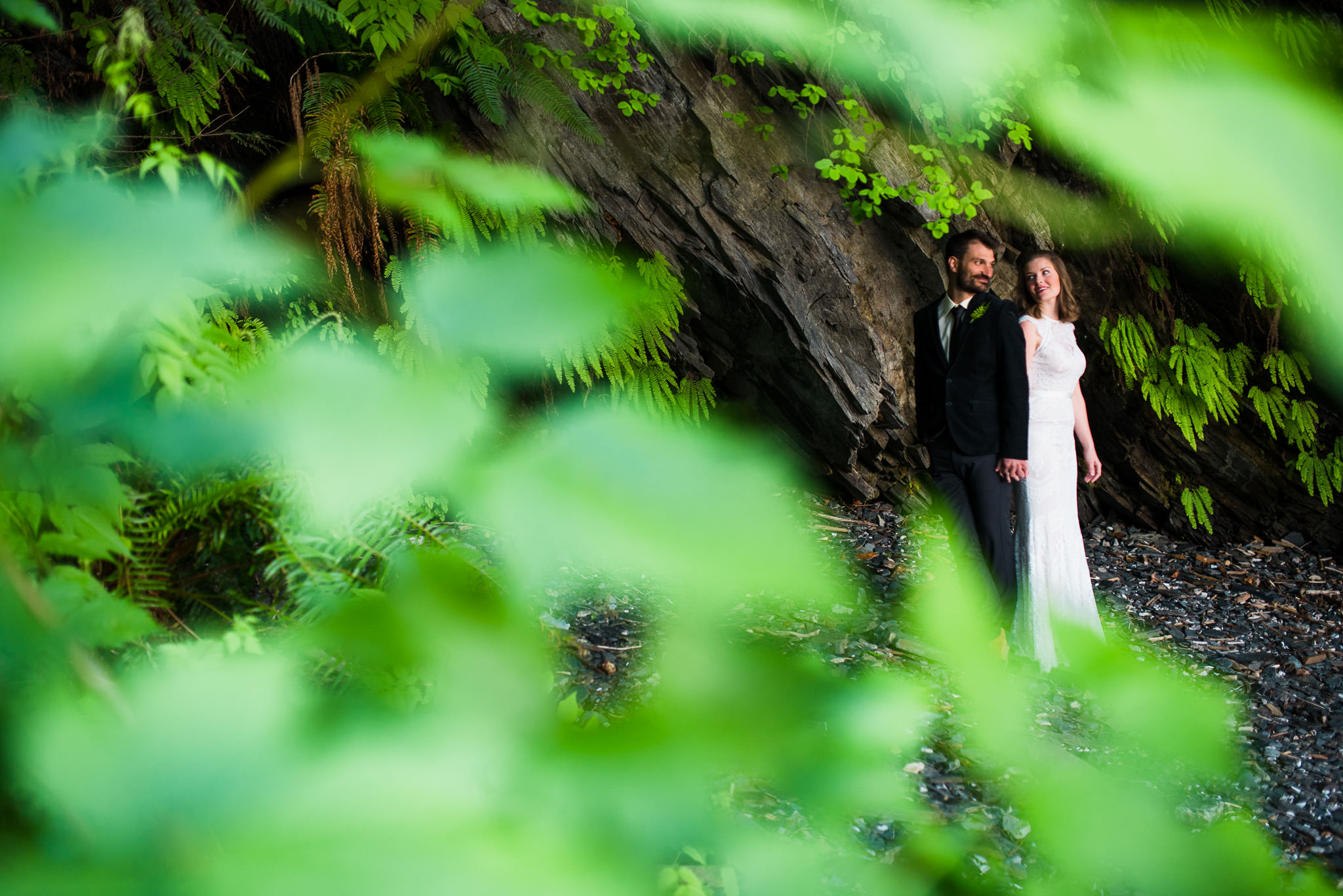 victoria-wedding-photographer-botanical-beach-wedding-port-renfrew-22.jpg