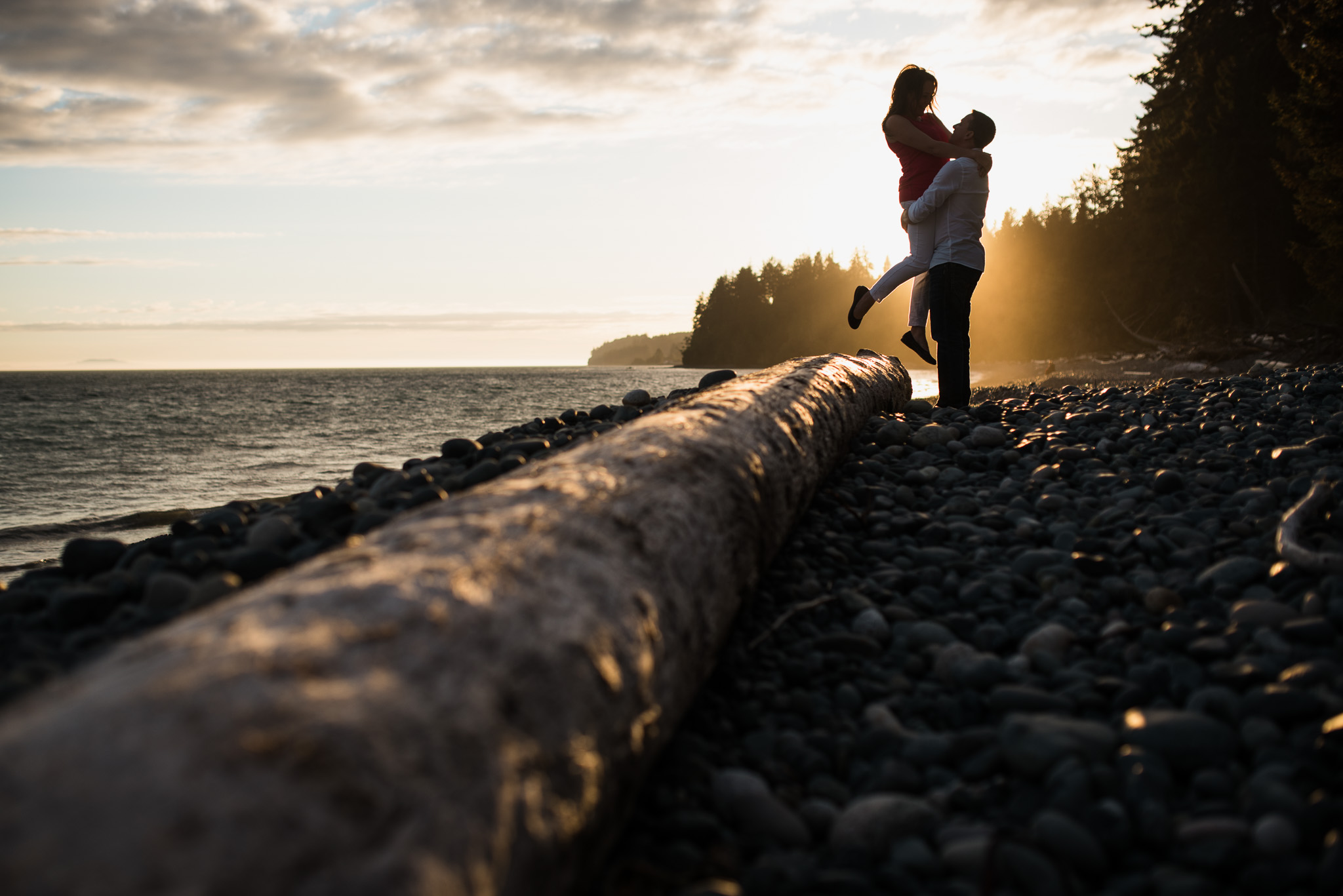 victoria-wedding-photographer-sandcut-beach-engagement-22.jpg