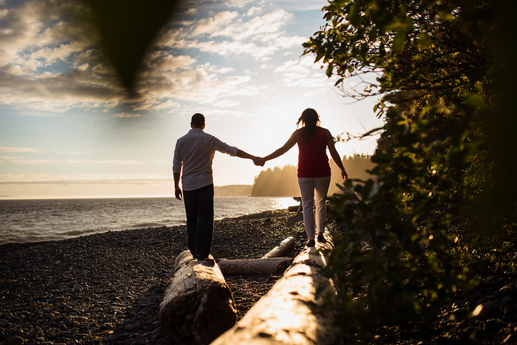 victoria-wedding-photographer-sandcut-beach-engagement-21.jpg