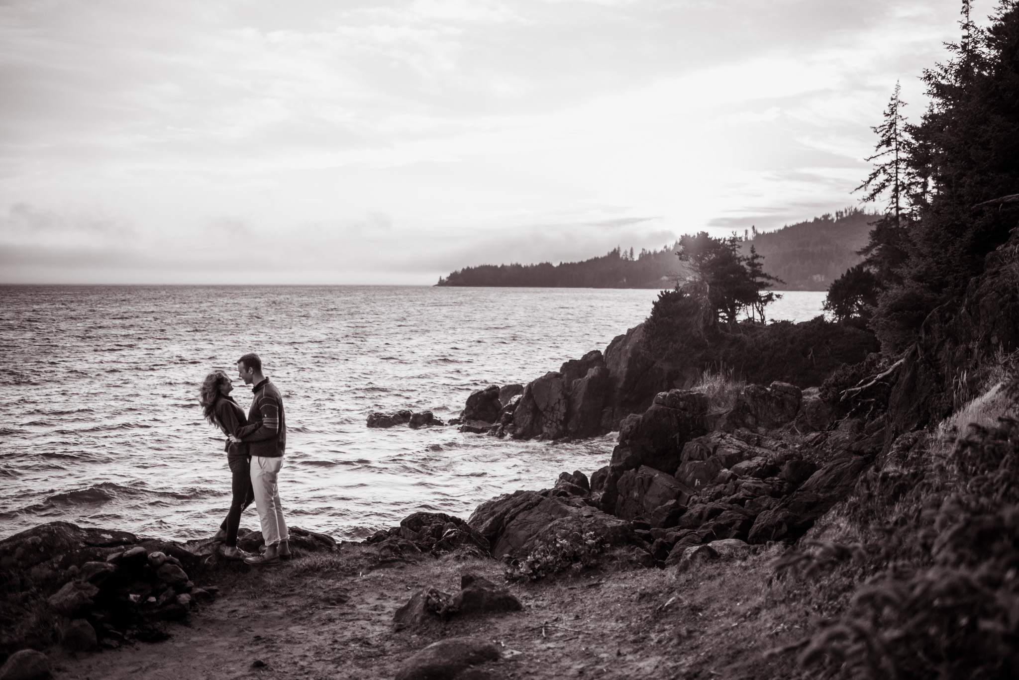 victoria-wedding-photographers-Shirley-beach-proposal-14.jpg