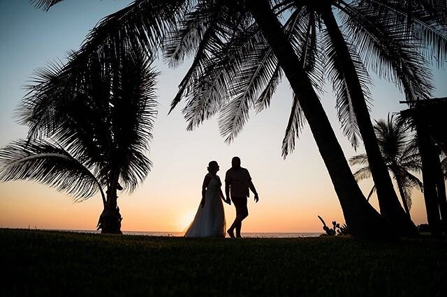 Back from a whirlwind adventure in Mexico with Nadya and Shane, but still basking in tropical daydreams of gorgeous sunsets 😍