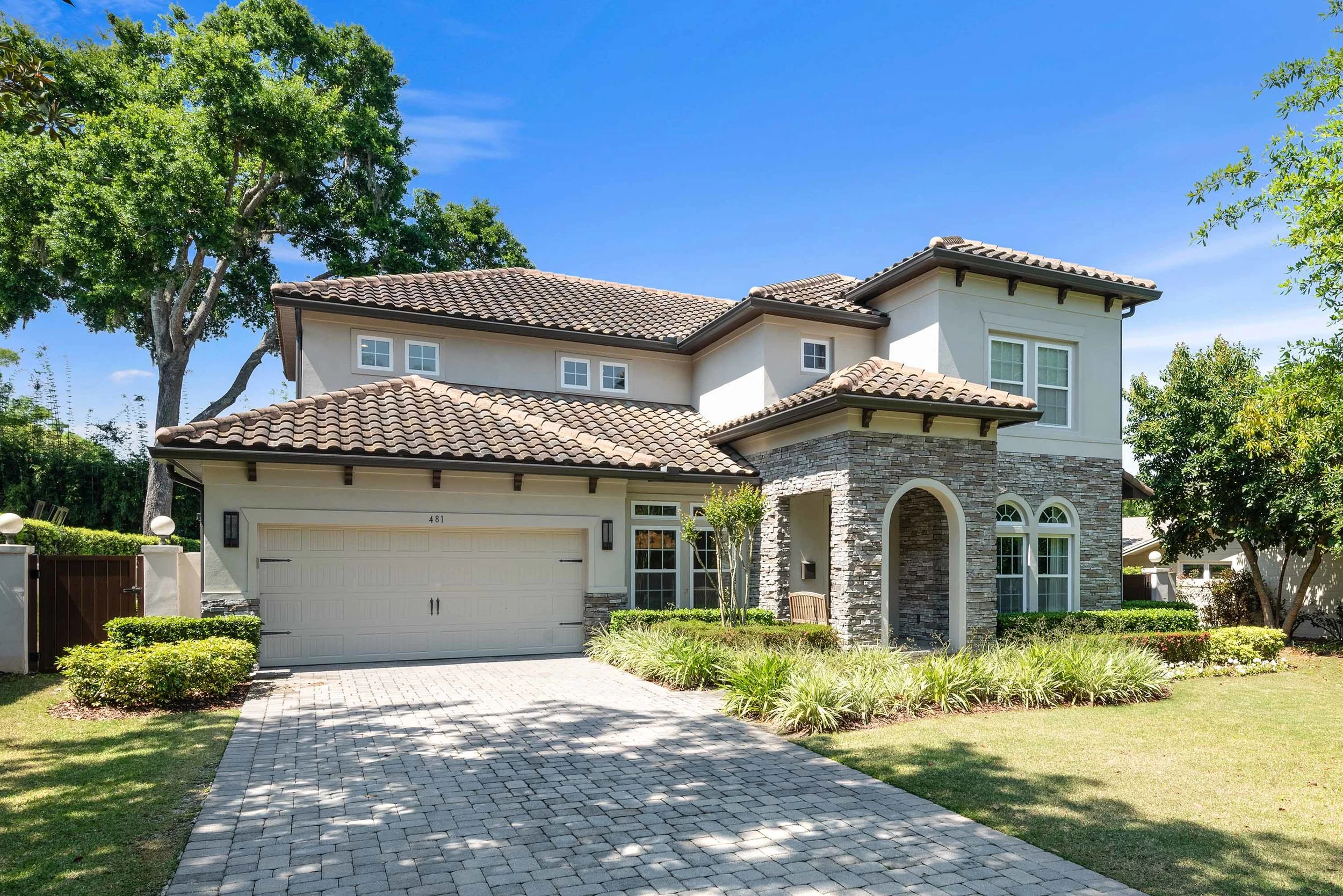 481 Shepherd Ave (1).jpg