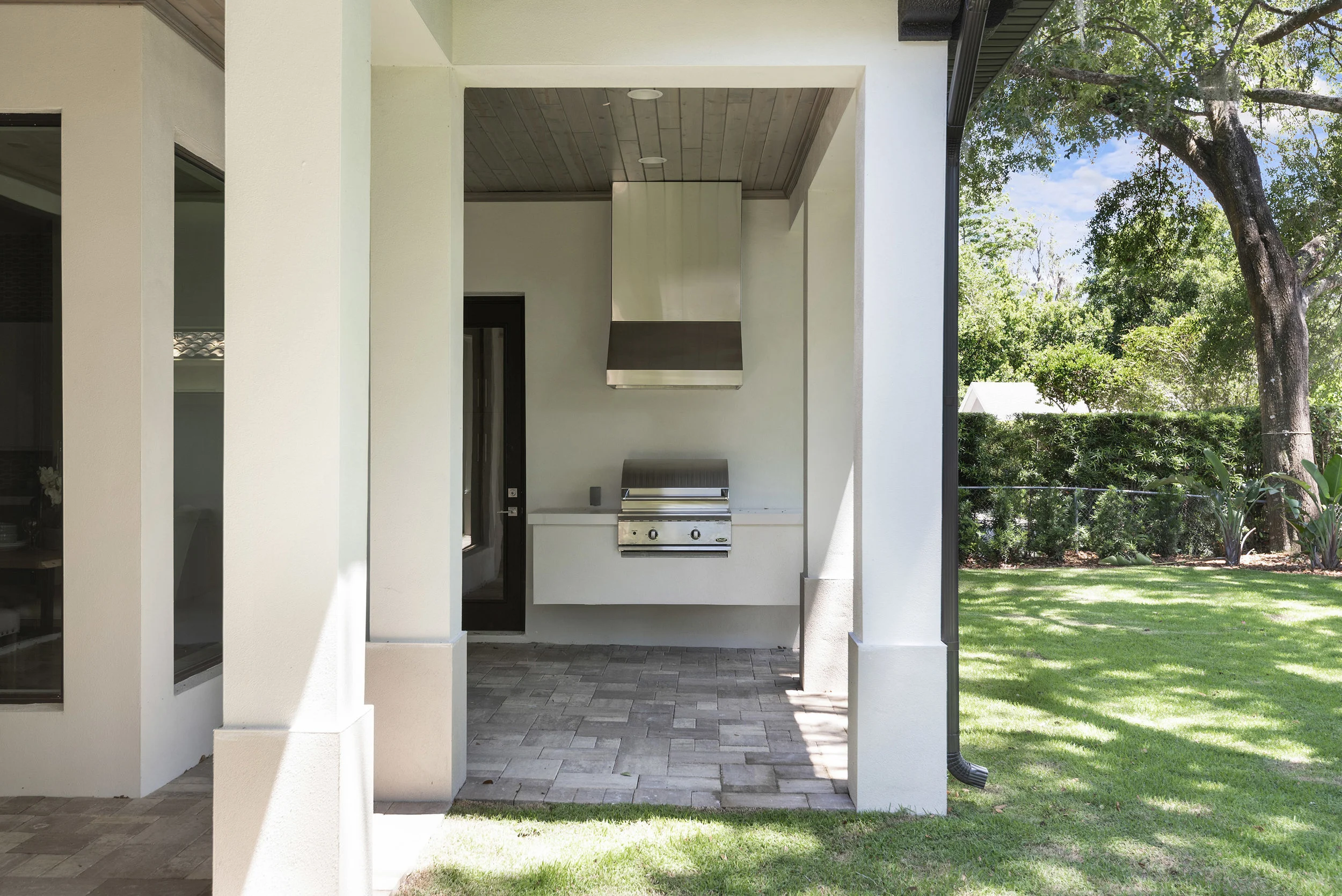 1420 Picardy Pl - (7).jpg