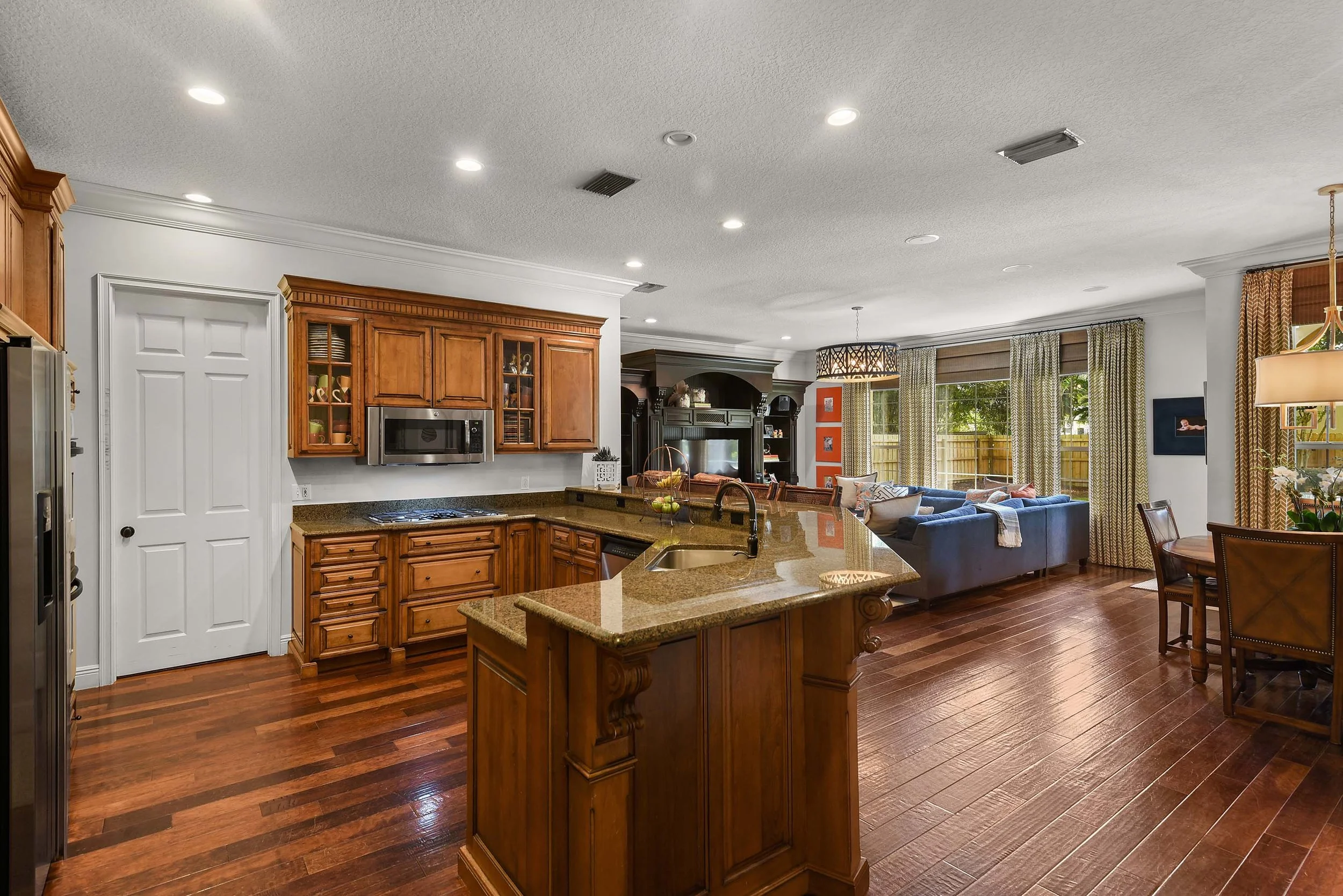 1394 Place Picardy - (10).jpg