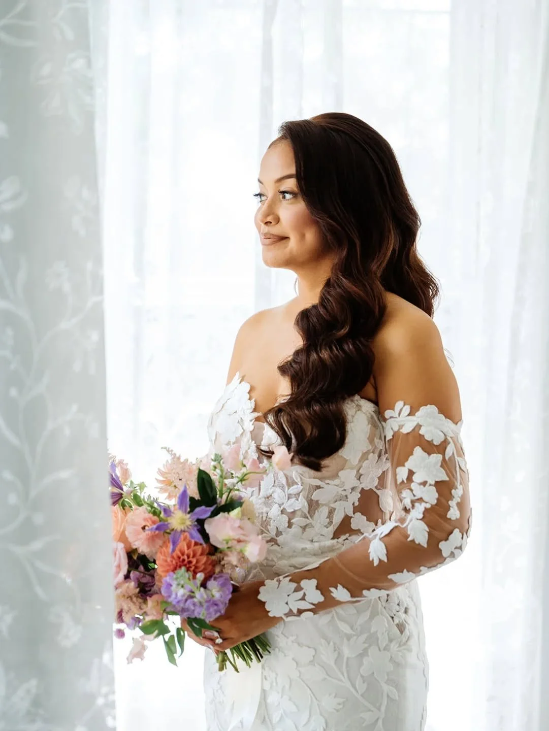 Cassandra 💕

Photo: @juliaannphoto_ny 
Venue: @arrowparkny