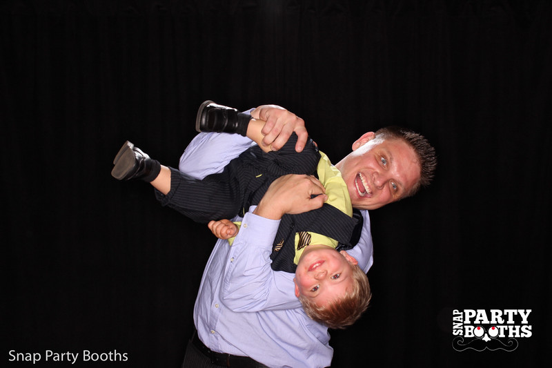 Snap-Party-Booth-227-L.jpg