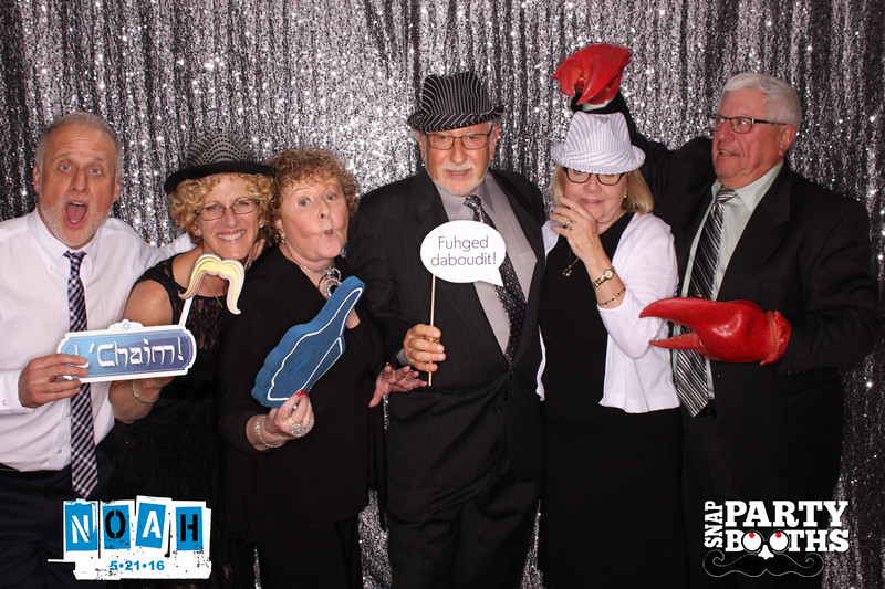 Snap-Party-Booth-698-L.jpg