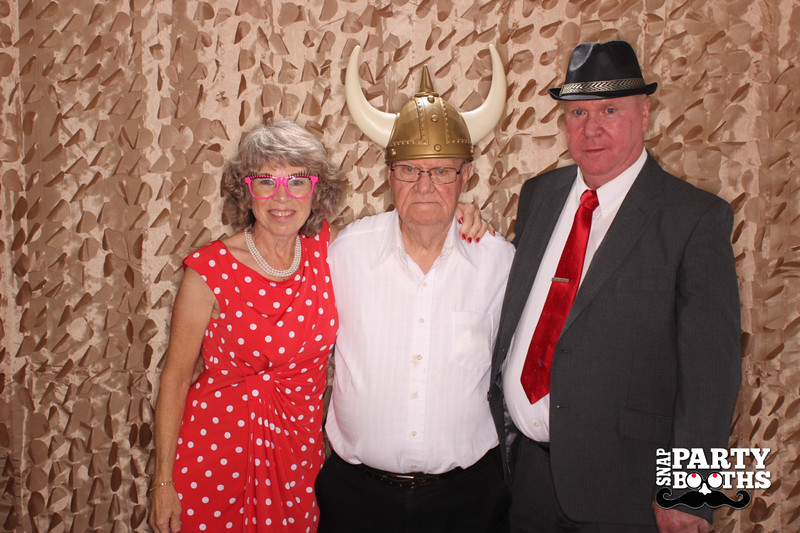 Snap-Party-Booth-140-L.jpg