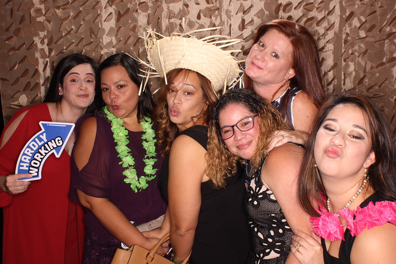 Snap-Party-Booth-77-L.jpg