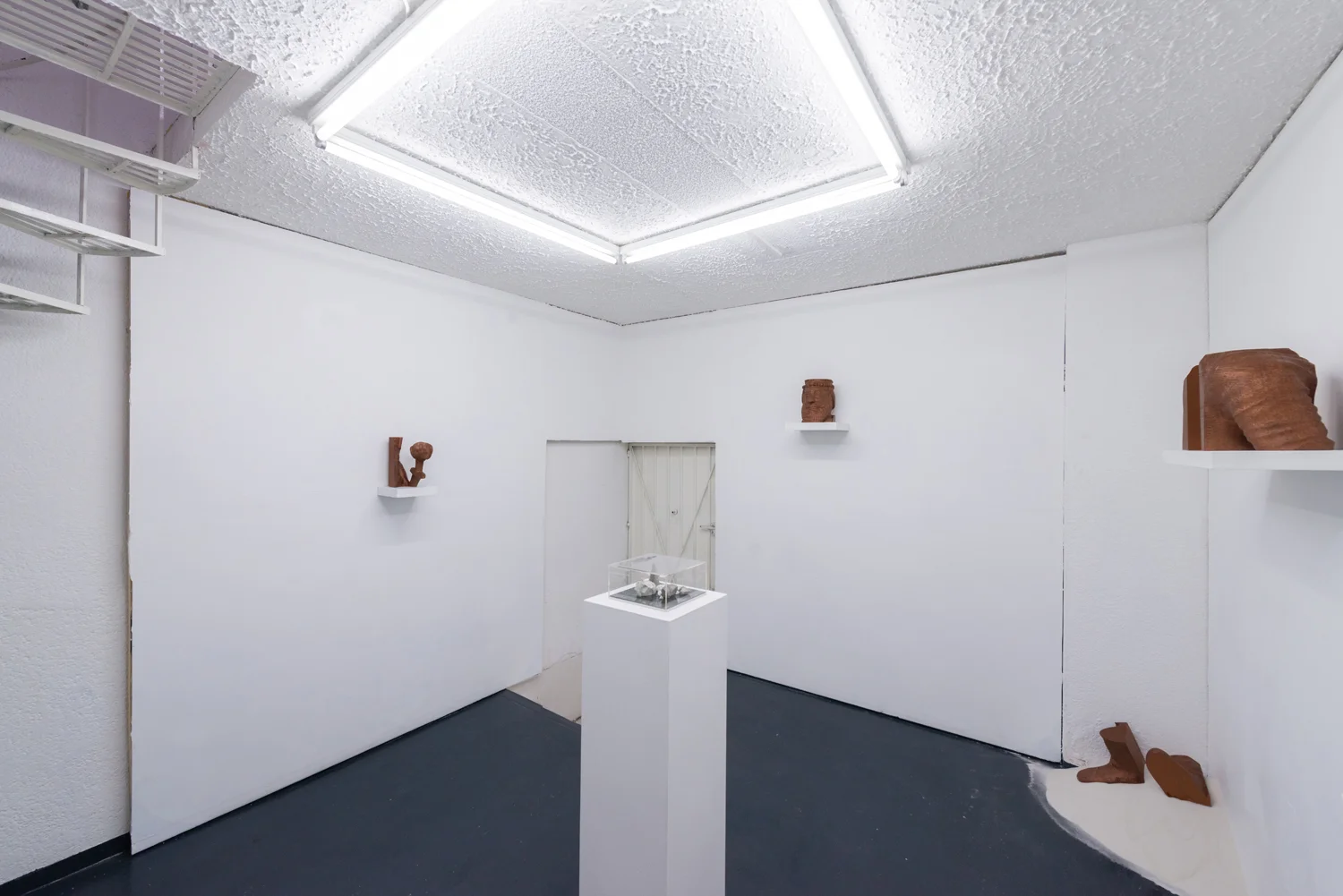  Vista de exposición de ‘Prologue: Digital Cenotaphs’&nbsp; 