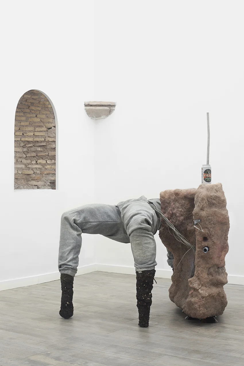 07 - MICHELE GABRIELE _Hiding the worst part of me for you, and it cause me dermatitis_ (installation view).jpg