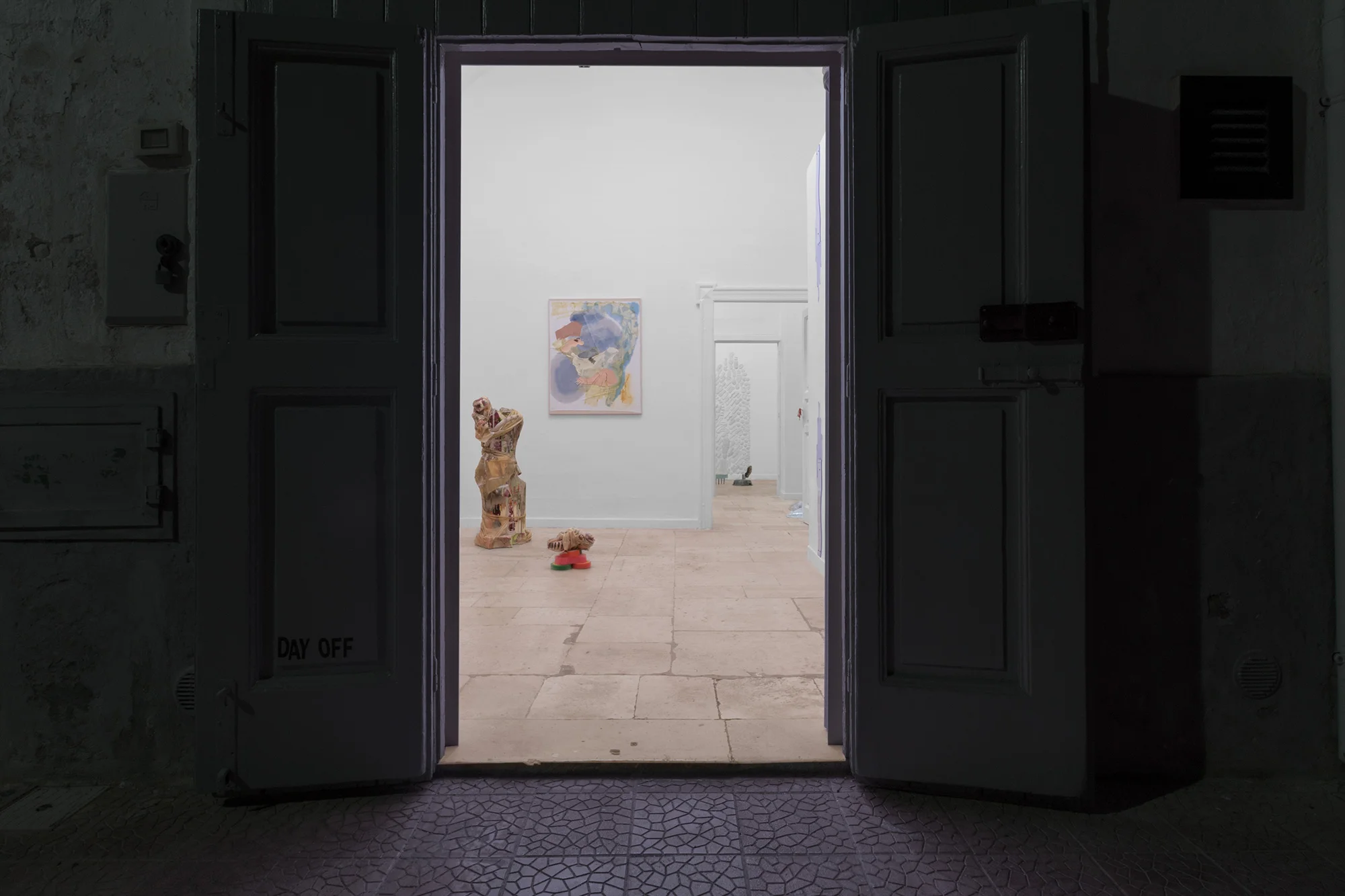 First I Have To Put My Face On, vista de exposición, 2018