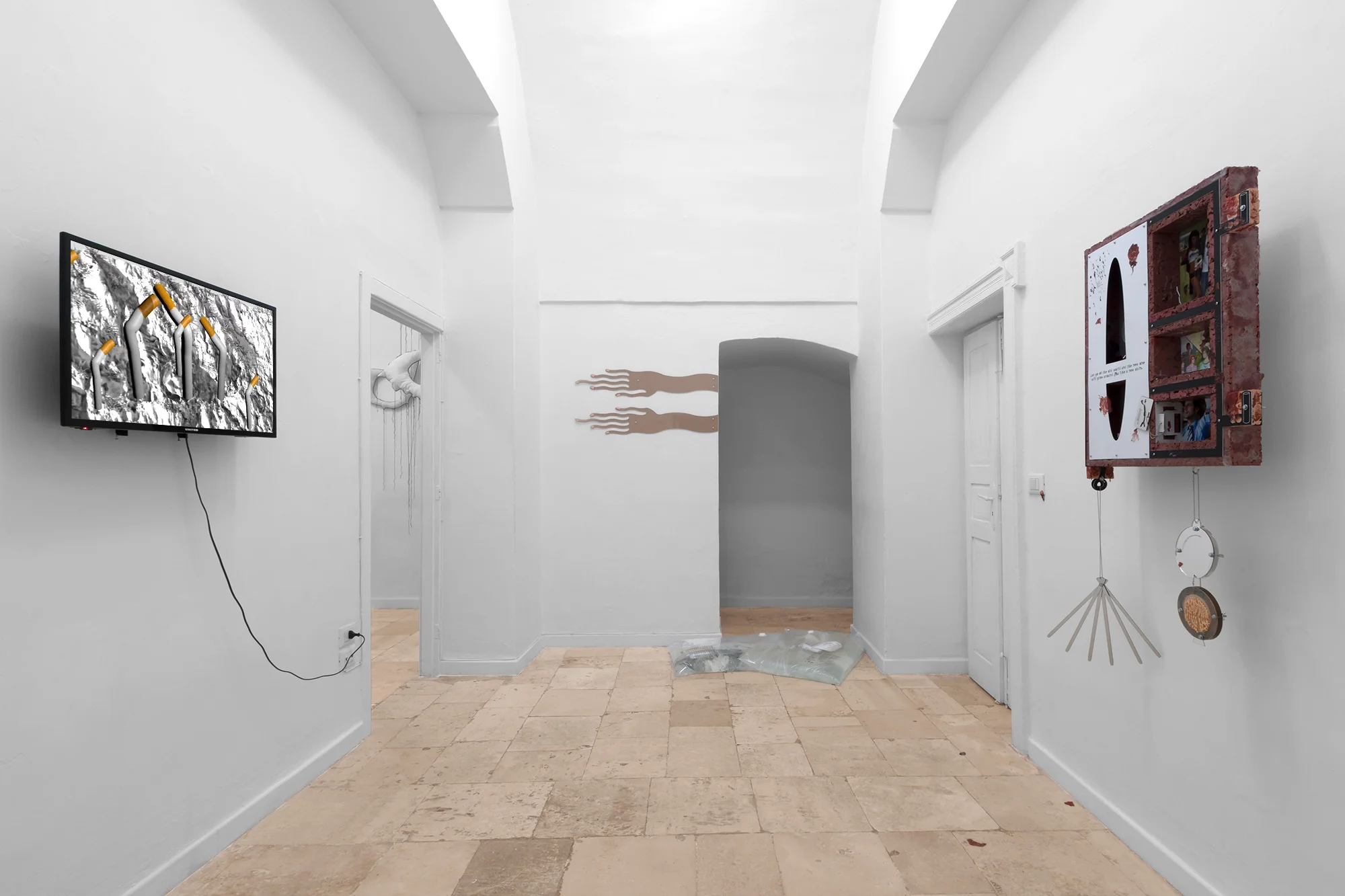First I Have To Put My Face On installation view, 2018