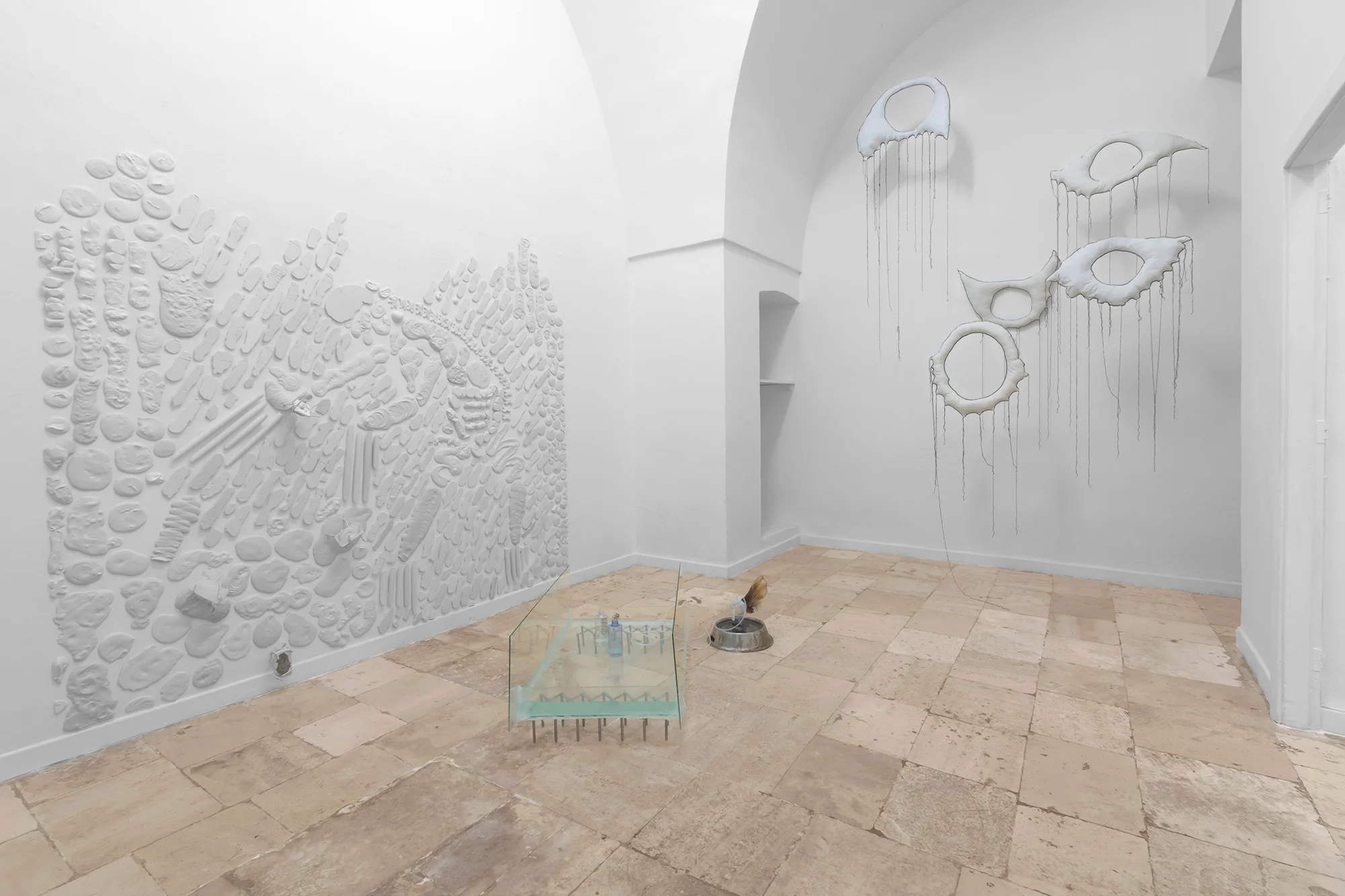 First I Have To Put My Face On installation view, 2018
