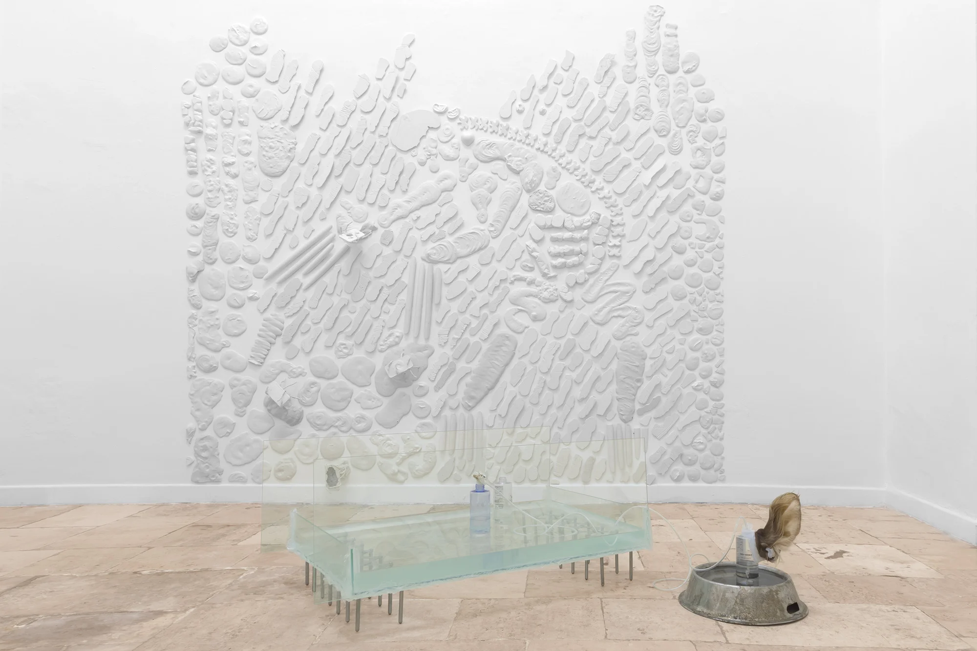 First I Have To Put My Face On installation view, 2018