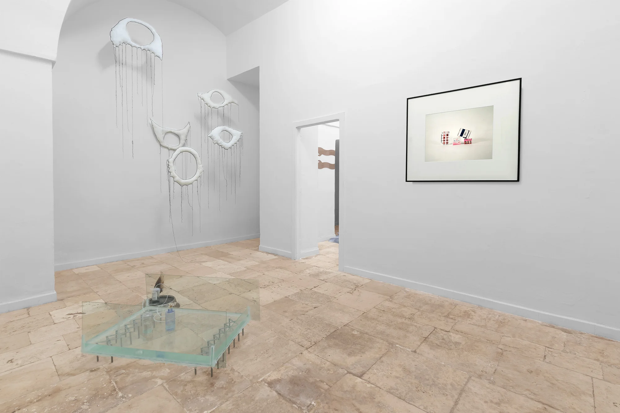 First I Have To Put My Face On installation view, 2018