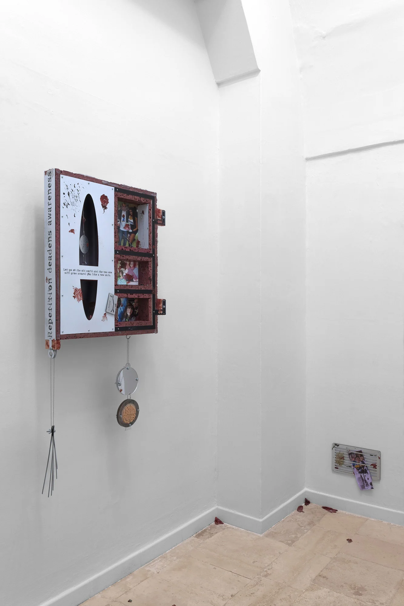 First I Have To Put My Face On installation view, 2018