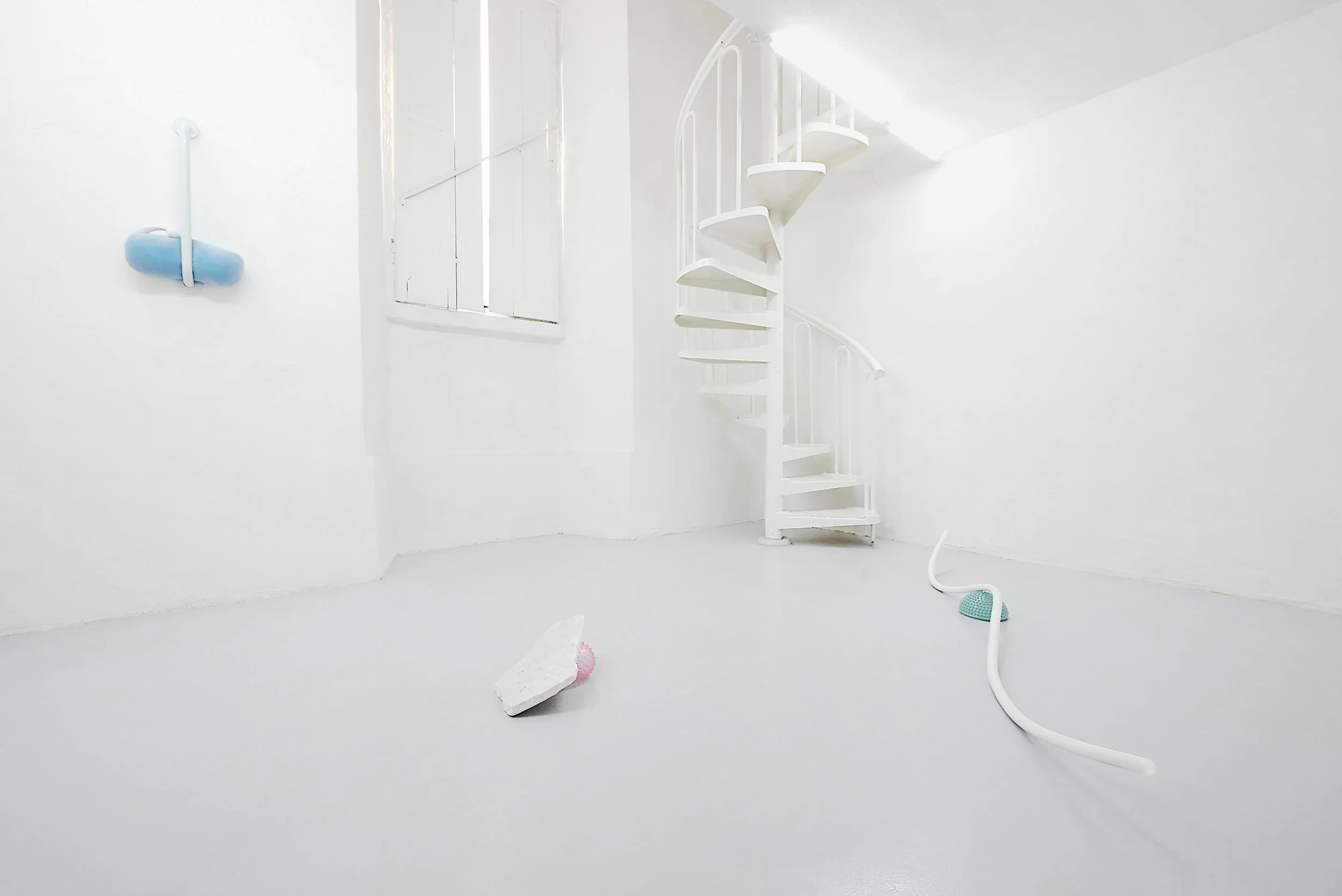 2 Mit Borras LOVE DRONE, exhibition view. Dimora Artica (ph. Michele Fanucci).jpg