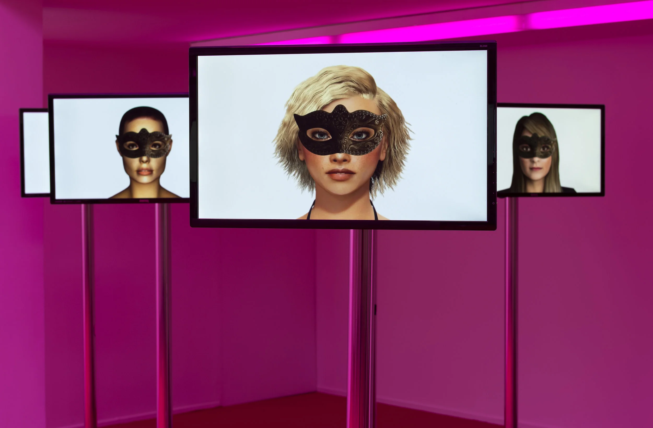 Ashley Madison Angels at Work near Laussane