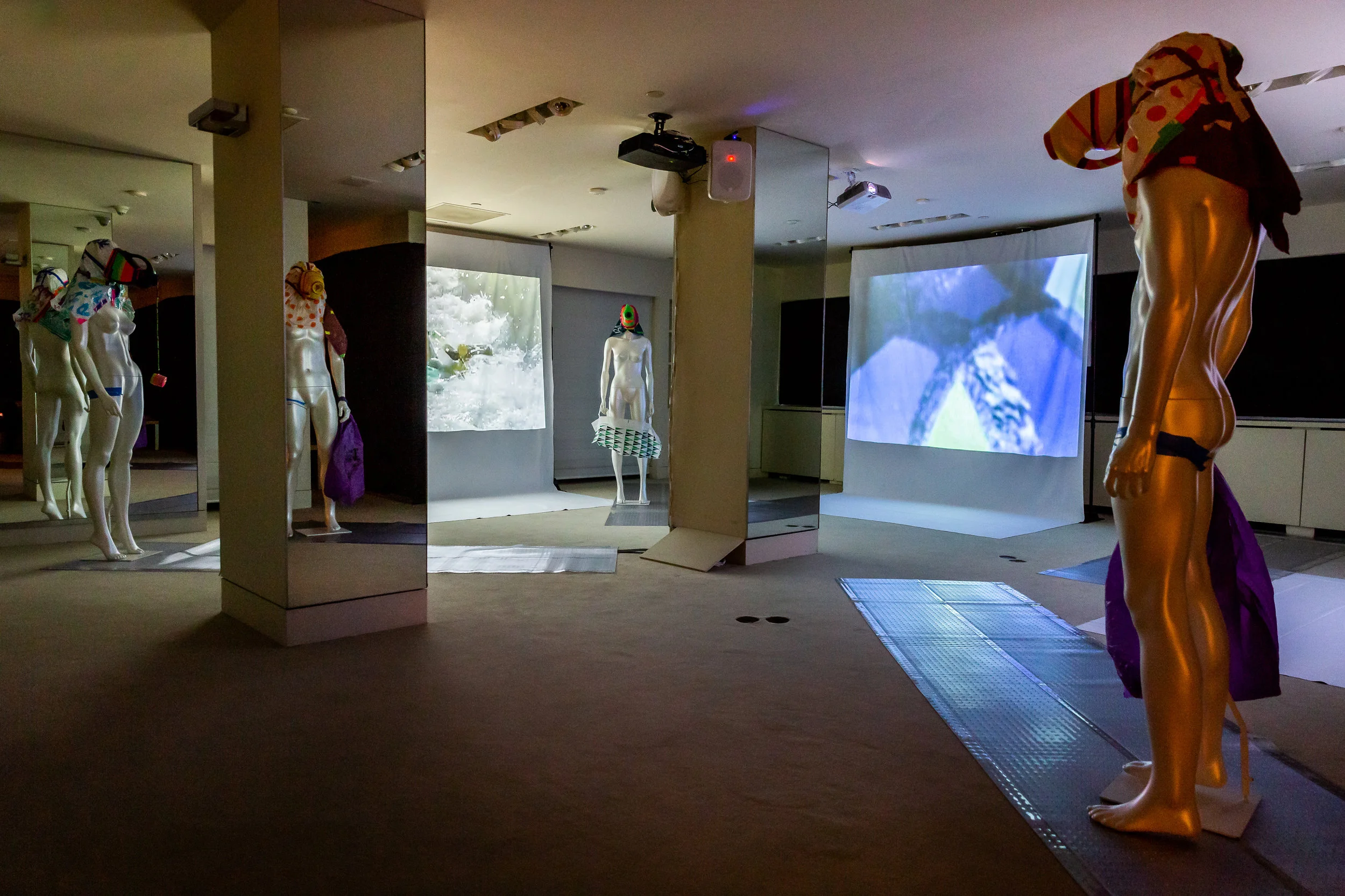  Cheryl Donegan, MODEL! PLEASURE! ARTIST! ALIVE! curated by Francesco Urbano Ragazzi, exhibition view. 