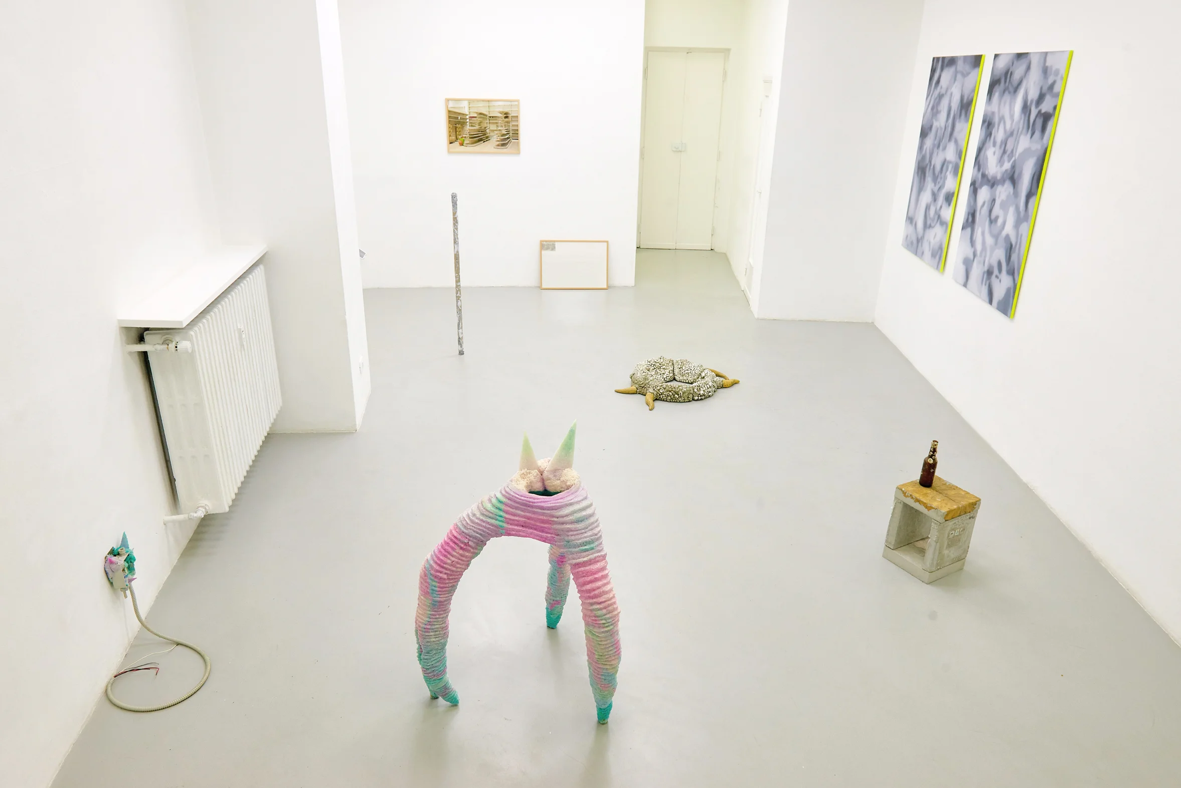 31 Screen Tearing. Exhibition view. Dimora Artica (ph Michele Fanucci).jpg