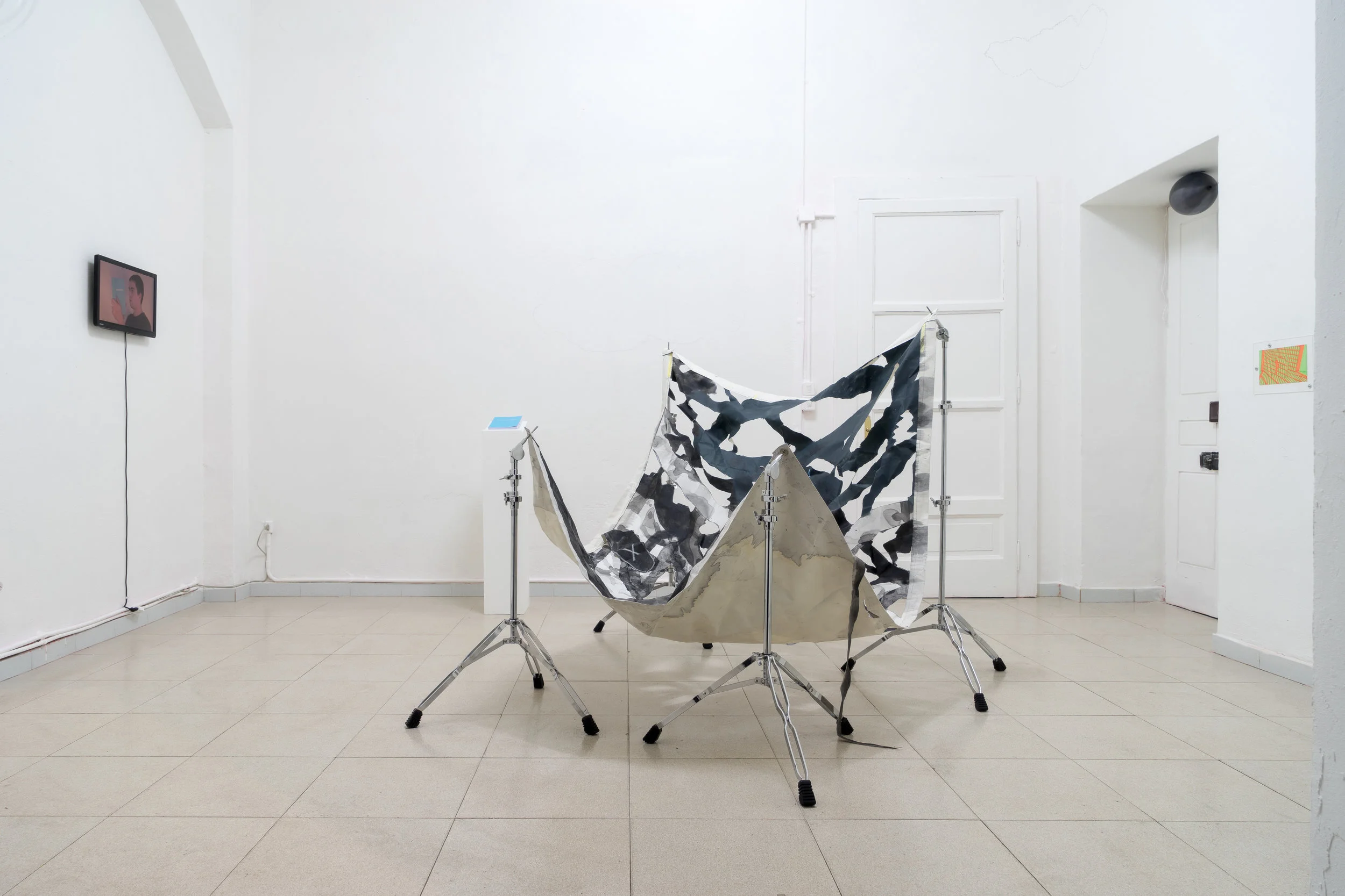 the-theory-of-clouds-spaziobuonasera-44-installation-view.jpg