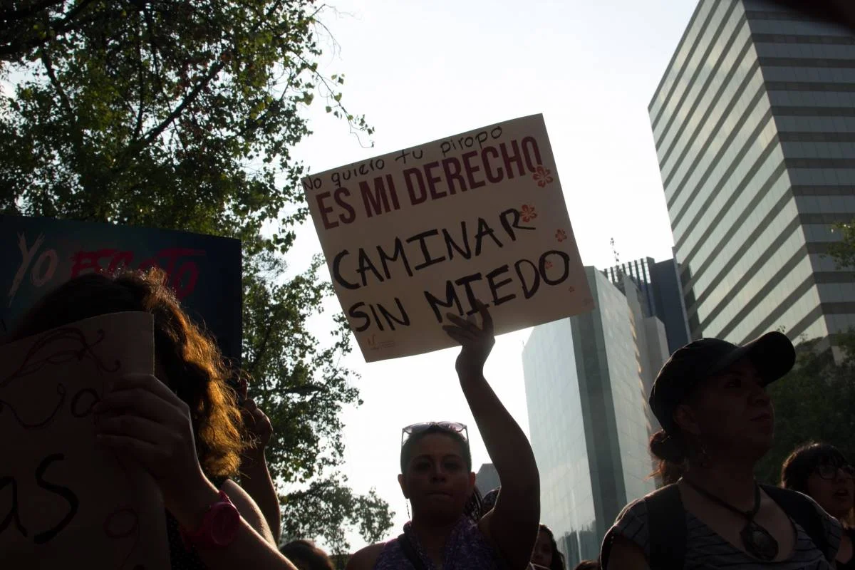 marchadiadelamujer32-43064899812556f8871283bfe2a639db-1200x800.jpg