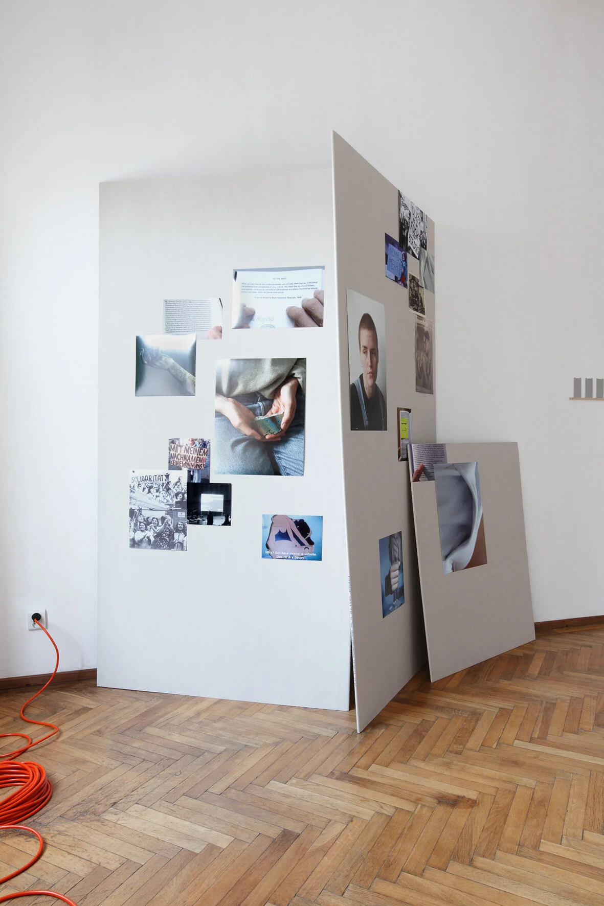 Law_of_Life_Julia_Lübbecke_With_the_Gloves_Off_1.jpg
