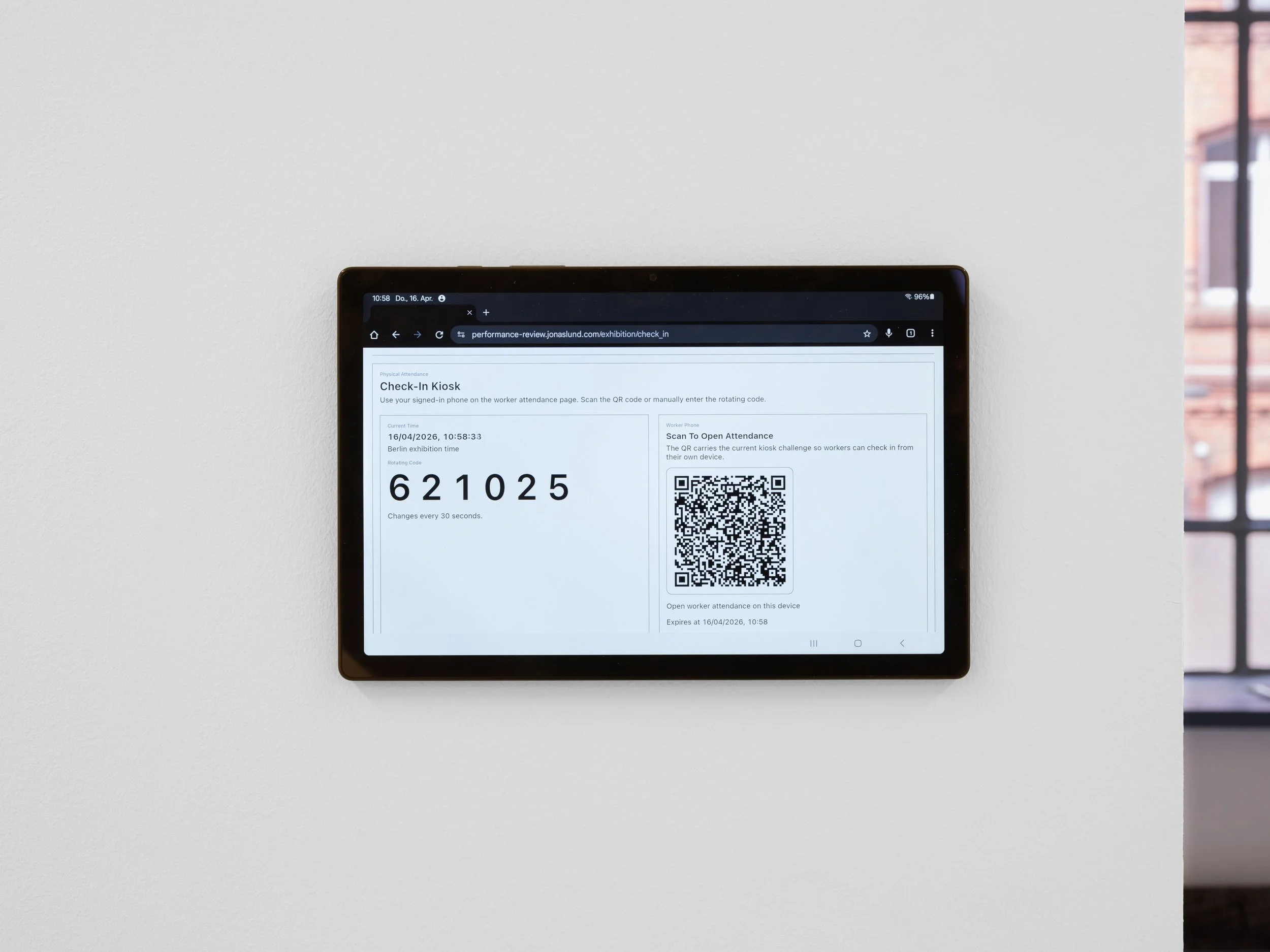 OfficeImpart-JonasLund-MBP-6.jpg