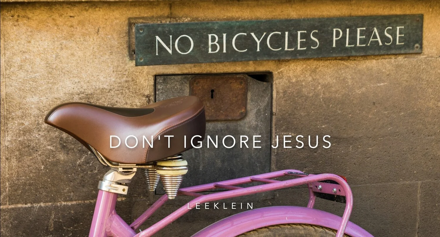  DON'T IGNORE JESUS!   I want to share a dream I had Jesus recently remind me of.  I had the dream about five years ago and now it seems significant in that His return is upon us. In the dream I was standing on a mountain top watchi