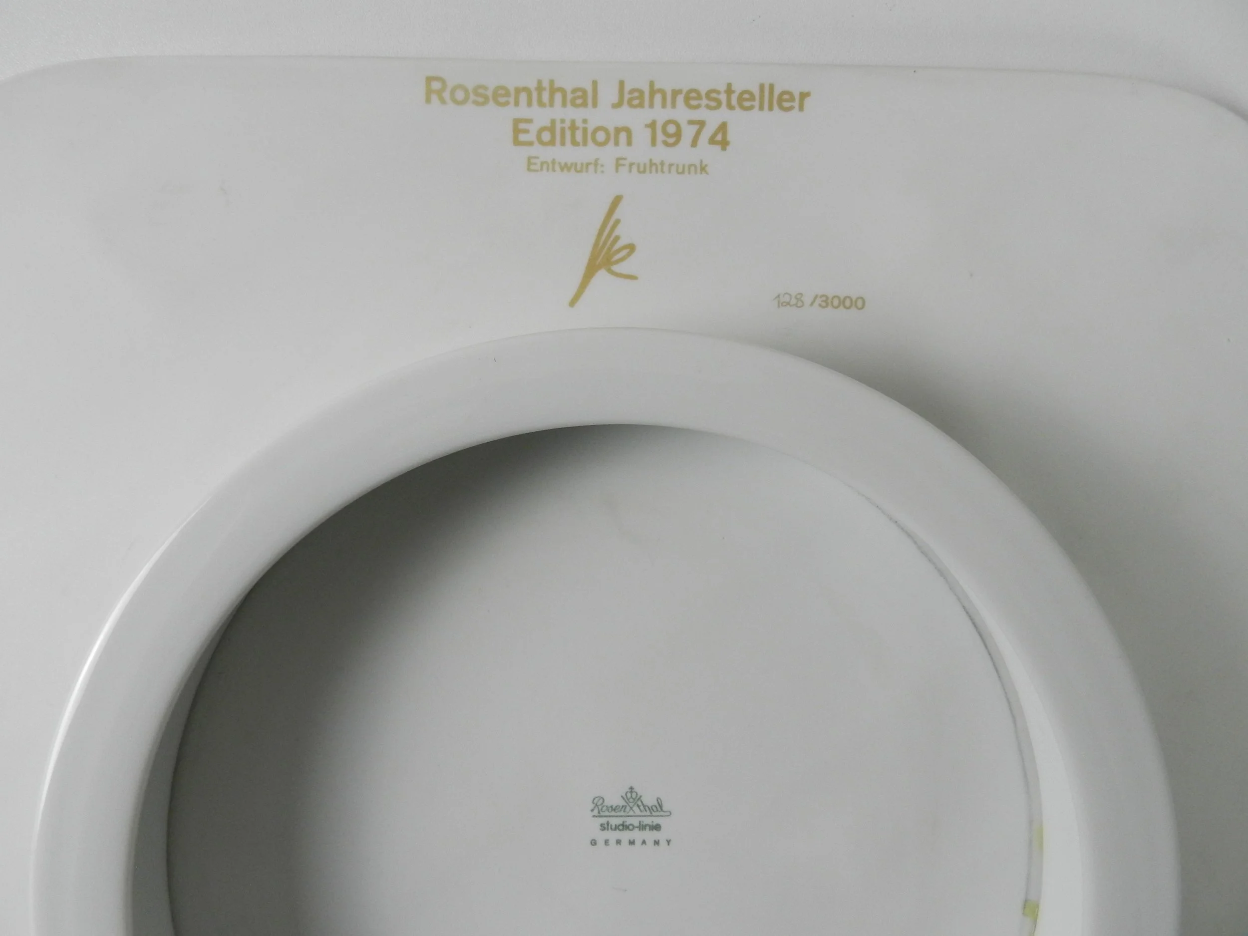 Porcelain wall plaque / plate designed by Gunter Fruhtrunk for Rosenthal. Limited edition 128/3000.  Germany, 1974.