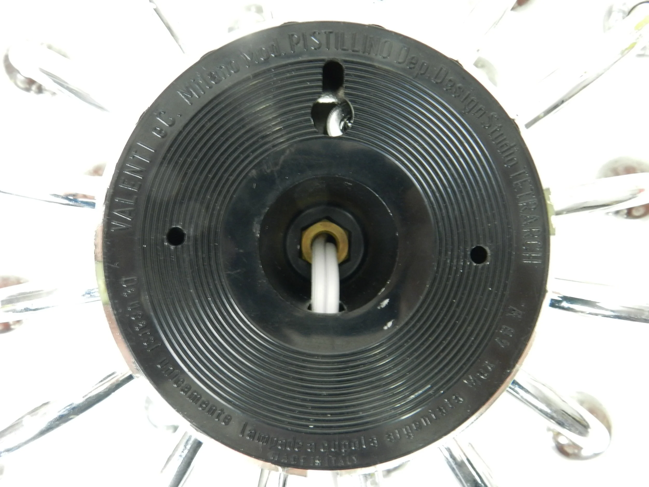 Vintage Pistillino (Pistillo) wall lamp designed by Studio Tetrarch for Valenti Luce.  Italy, 1960s.