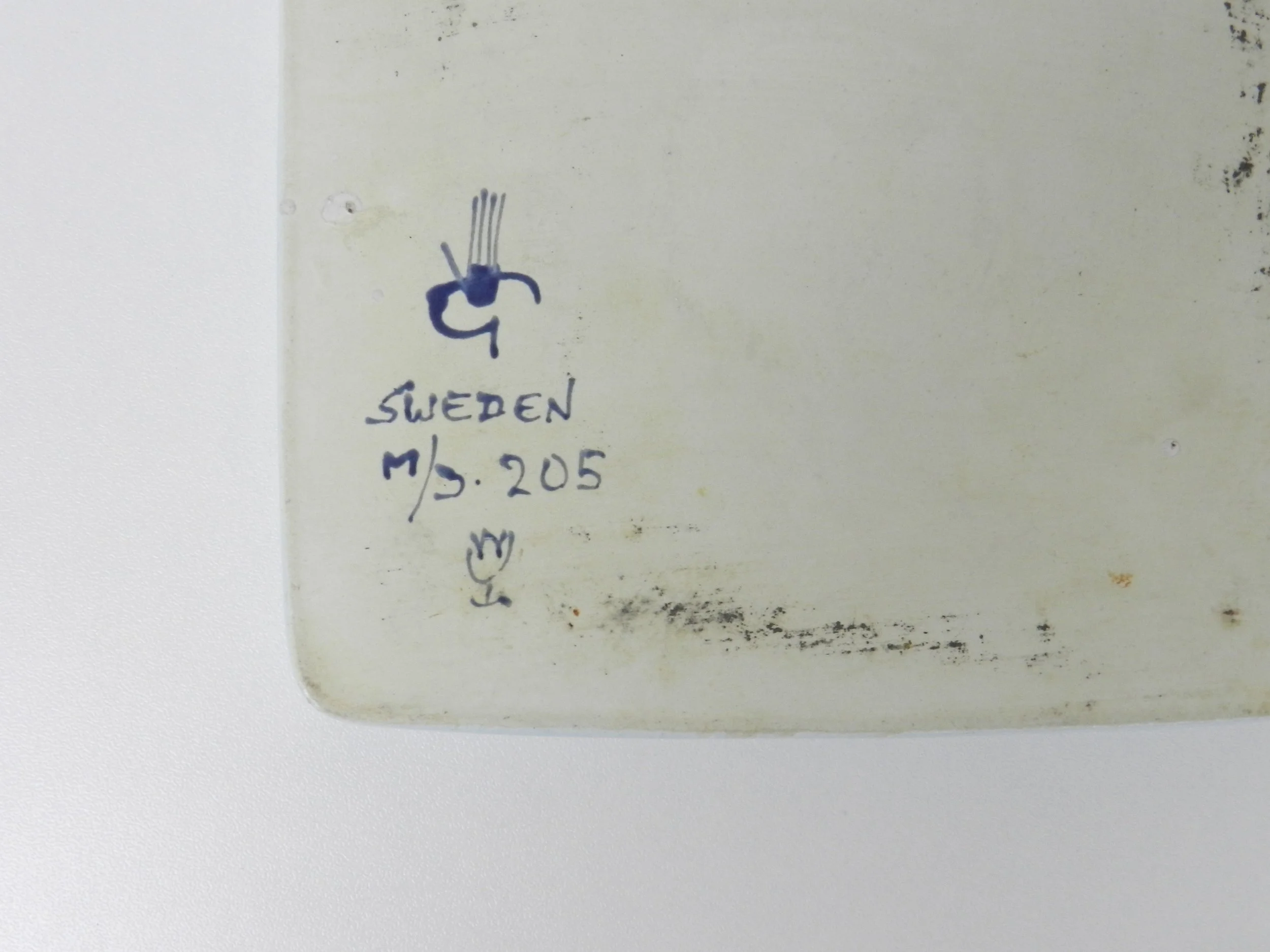 Ceramic faience dish designed Stig Lindberg for Gustavsberg.  Sweden, 1950s.